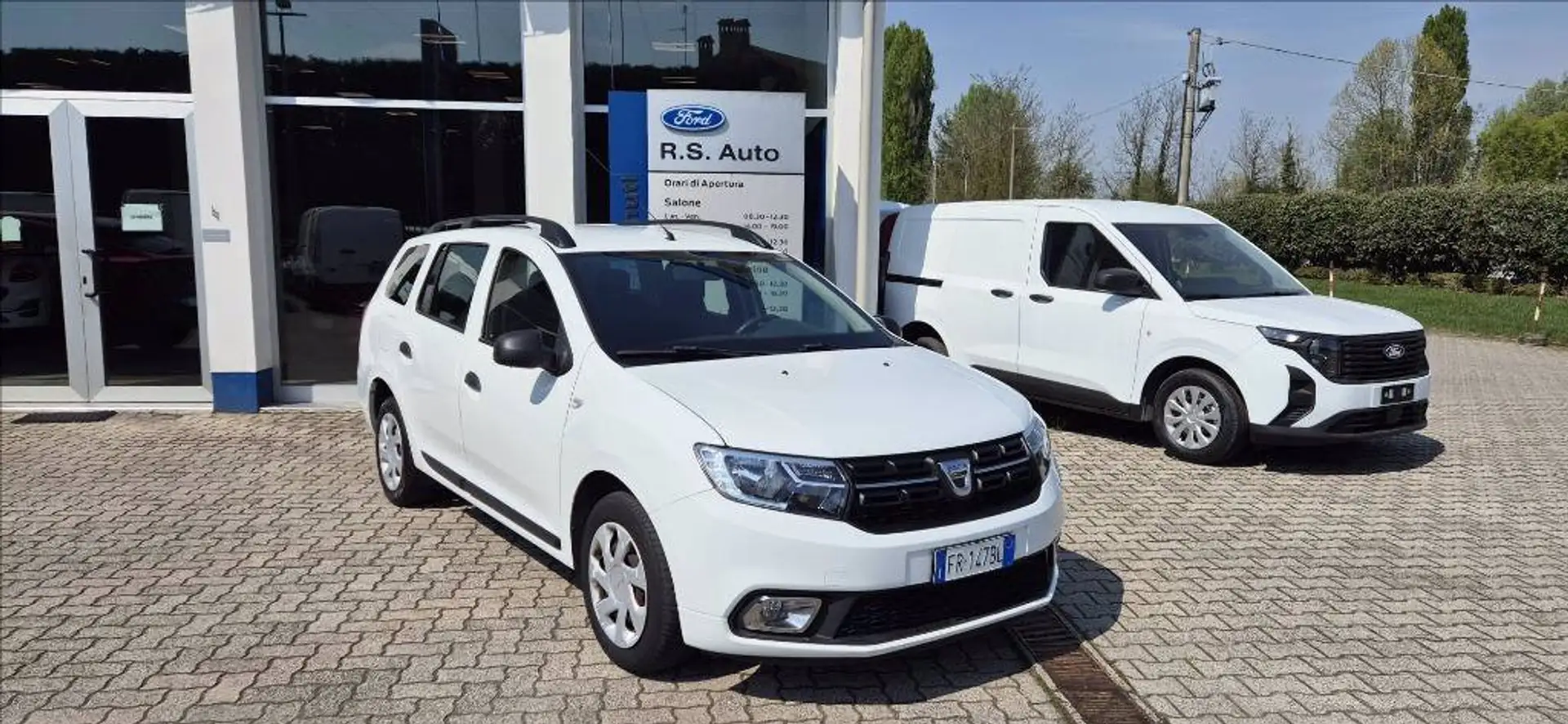 Dacia Logan MCV 1.5 dci Comfort s&s 90cv Bianco - 1