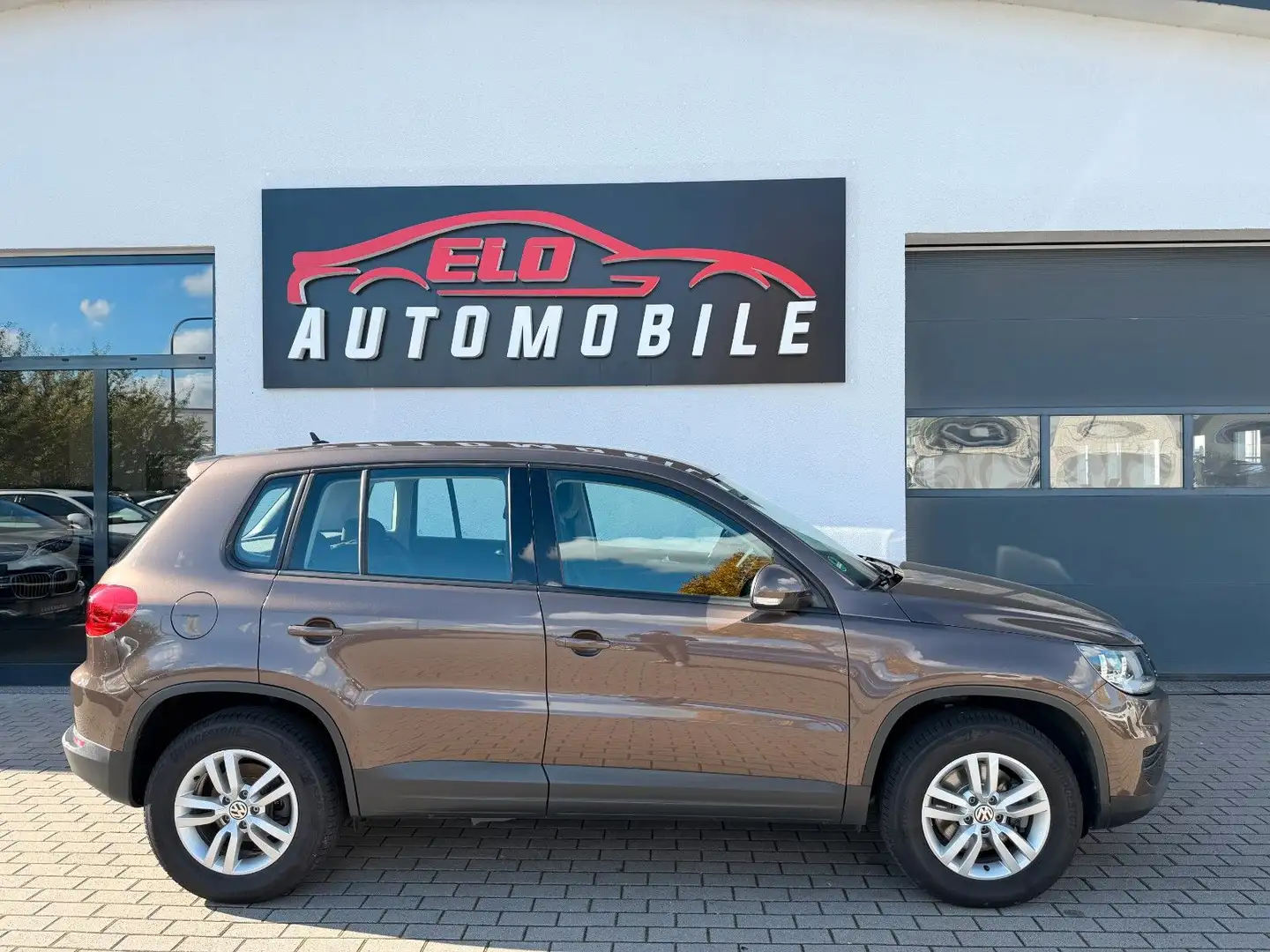 Volkswagen Tiguan *2.0*Trend & Fun*4Motion*Anhängerkupplung* Braun - 2