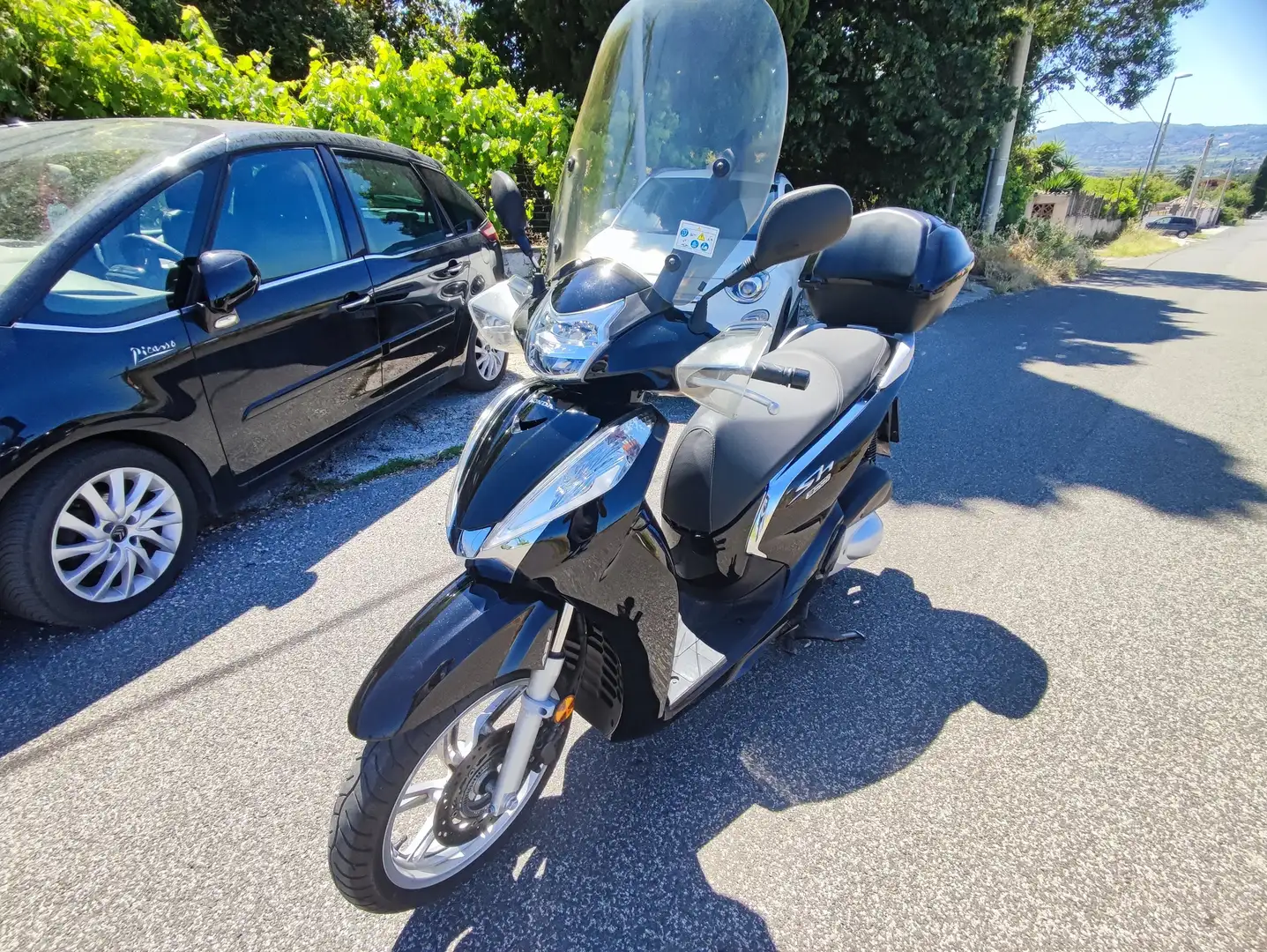 Honda SH 300 Чёрный - 1