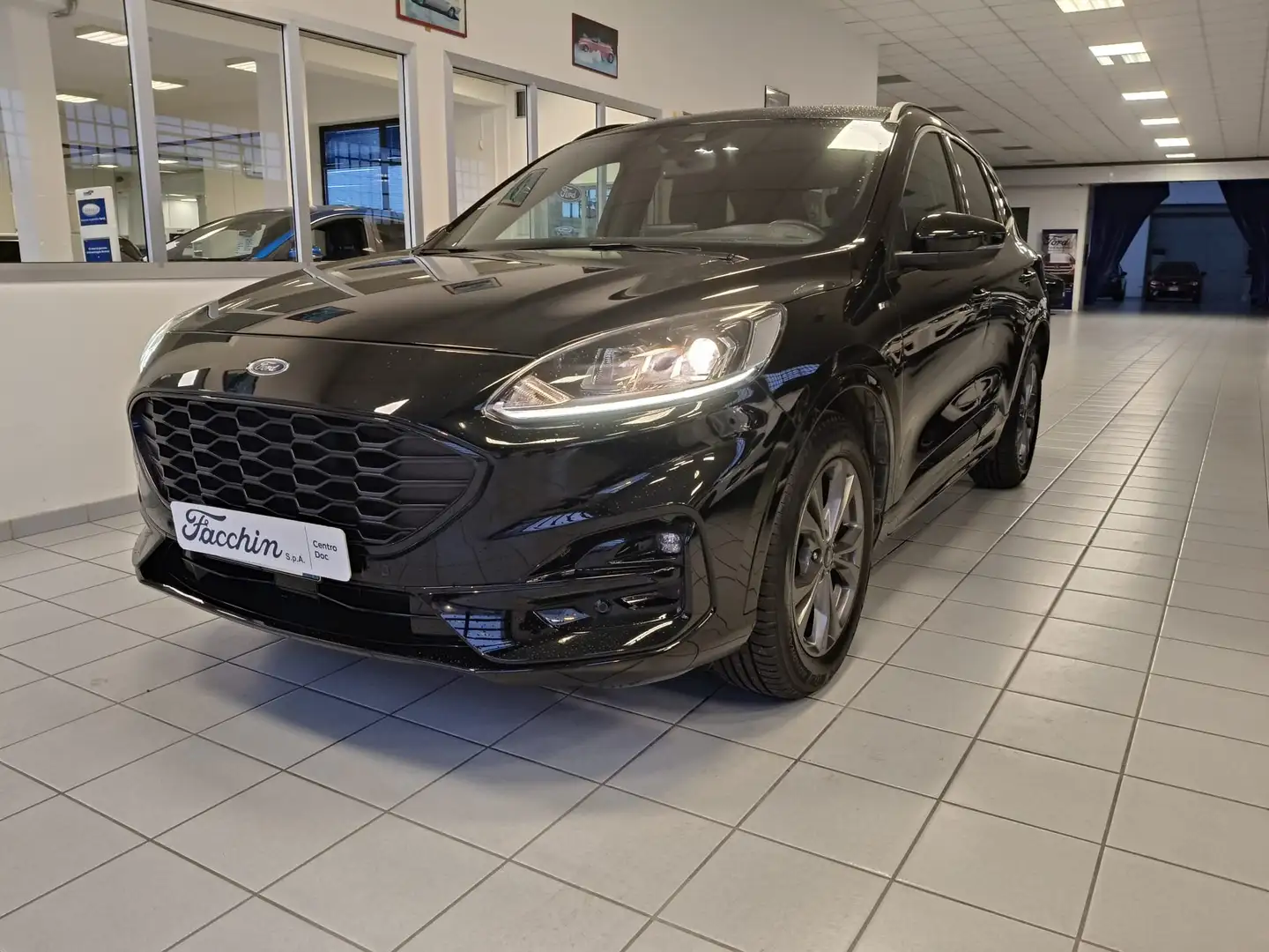 Ford Kuga 2.5 FHEV 190cv 2wd CVT ST-LINE Nero - 1