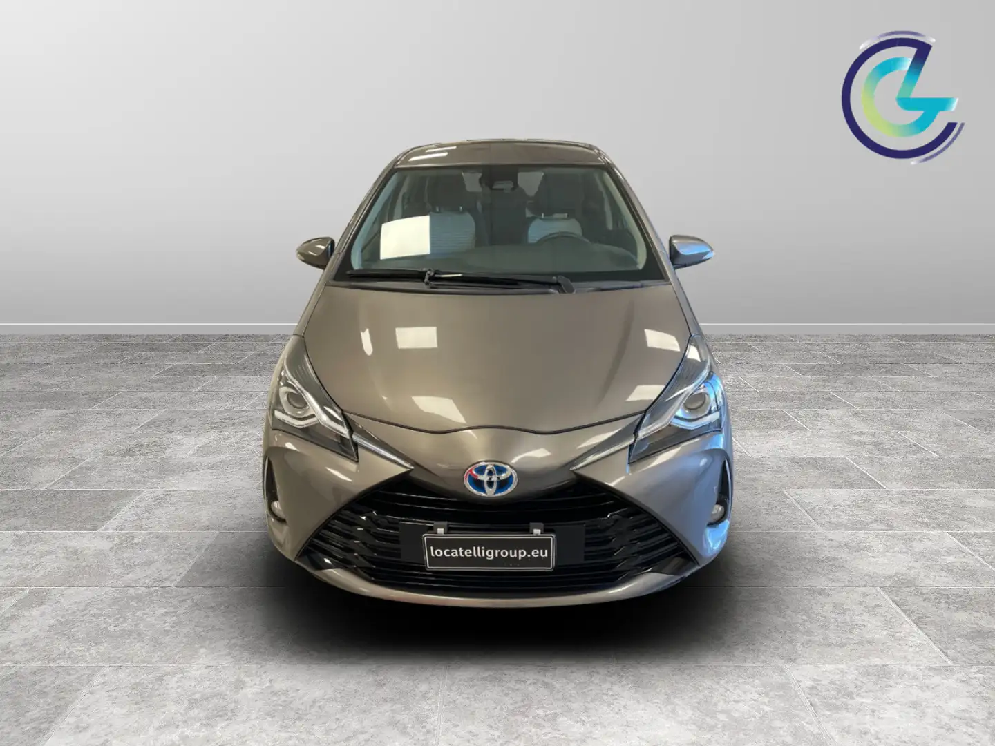 Toyota Yaris 5 Porte 1.5 VVT-i Hybrid Cool Szürke - 2