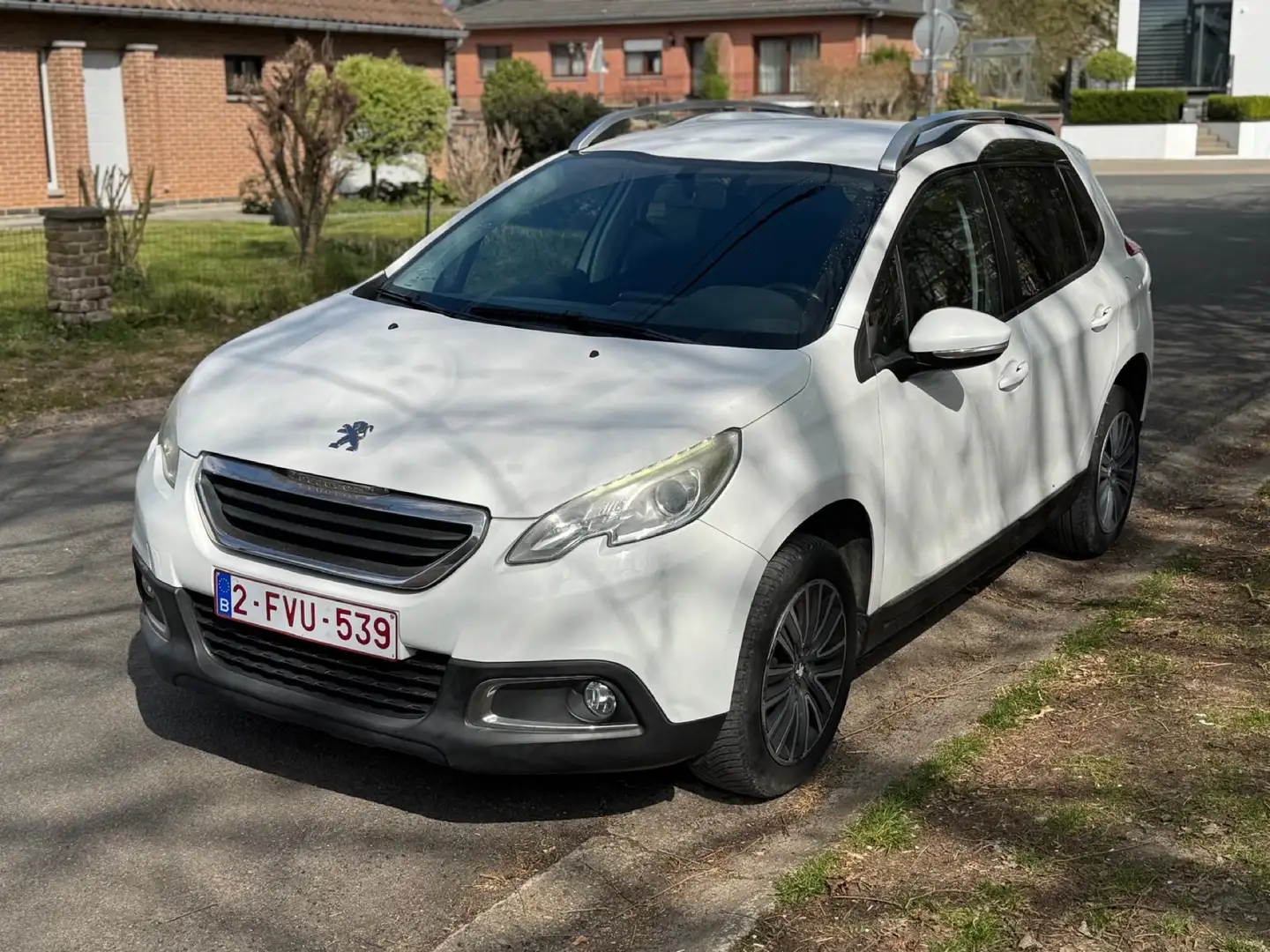 Peugeot 2008 1.6i Allure - 1