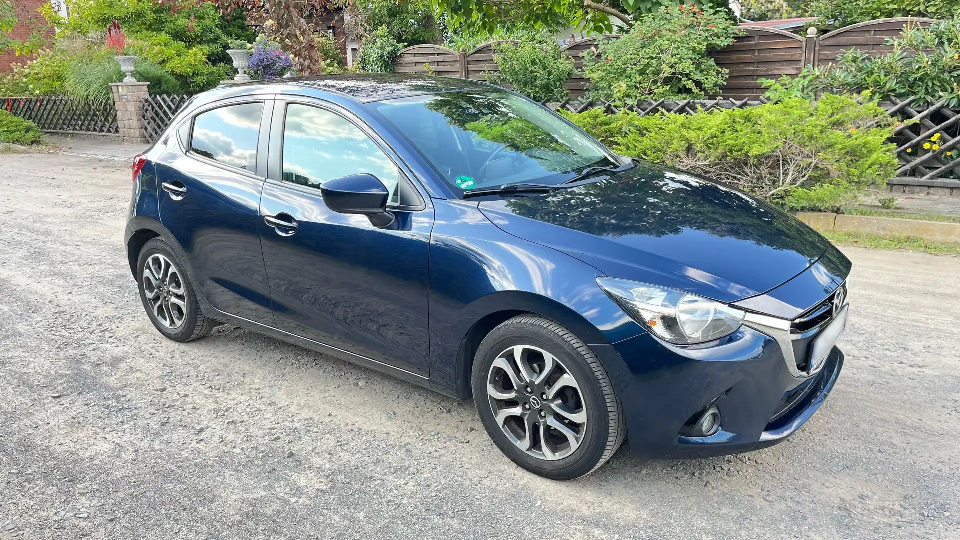 Mazda 2 SKYACTIV-G 90 Sports-Line Blau - 1