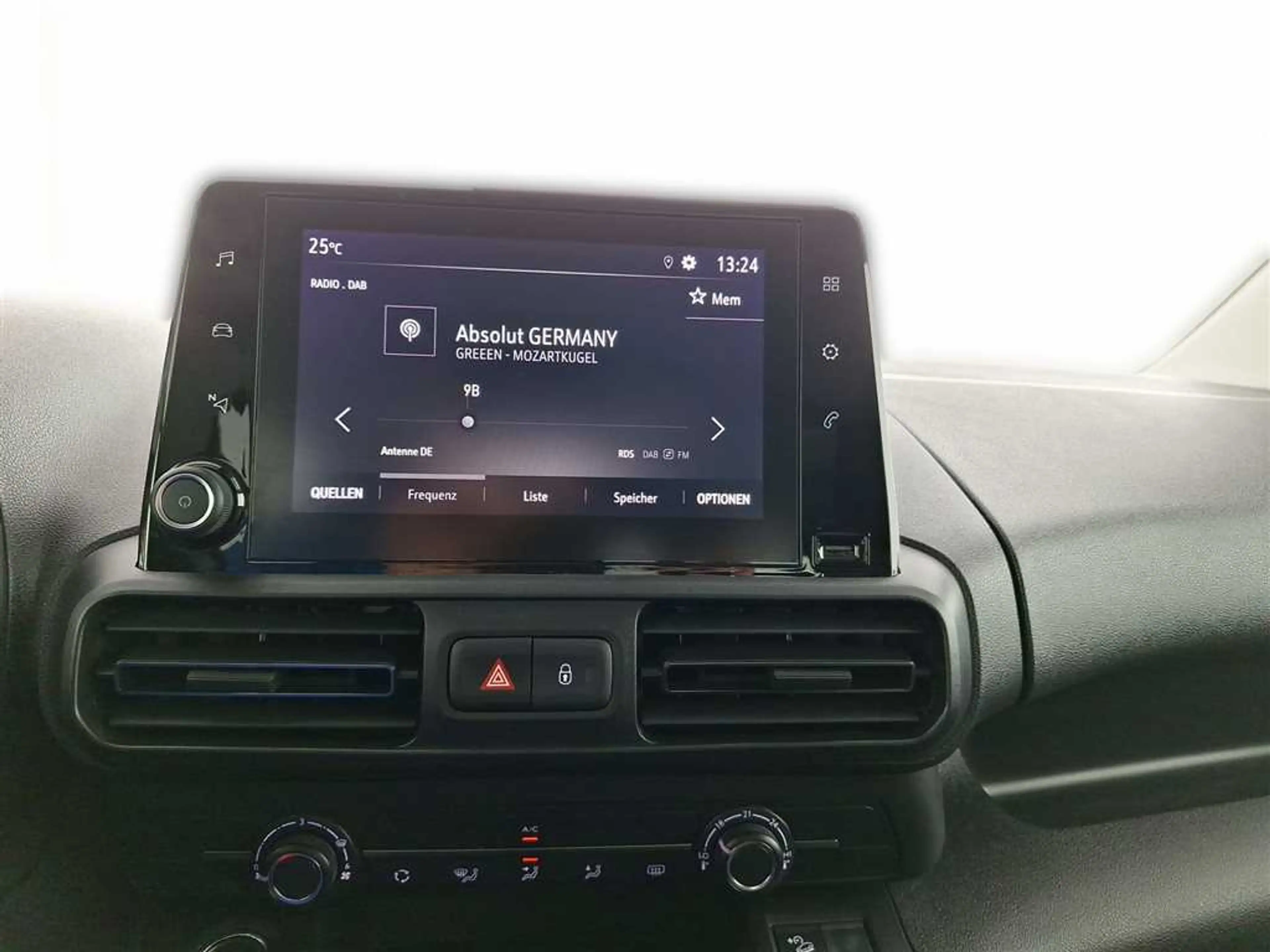 Opel Combo Life Elegance 1.5 Diesel — photo 11