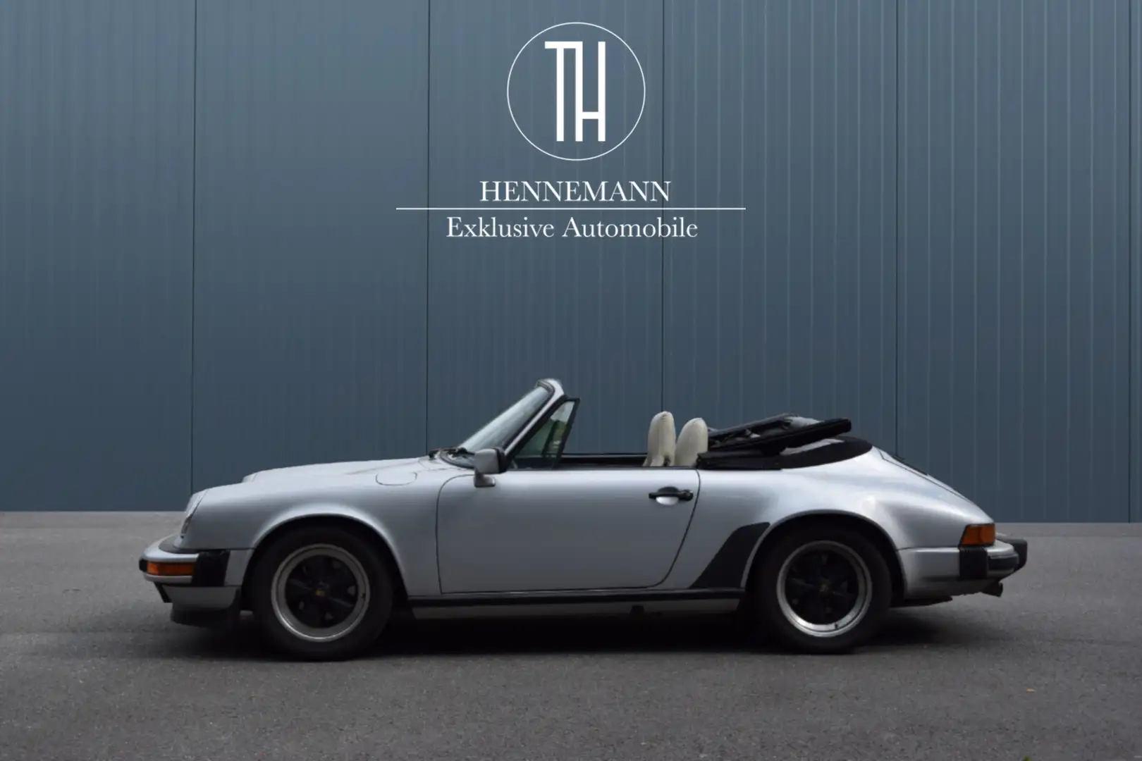 Porsche 911 Carrera Cabrio G-Modell*2+*TOP Historie*2.Hd* Silber - 2