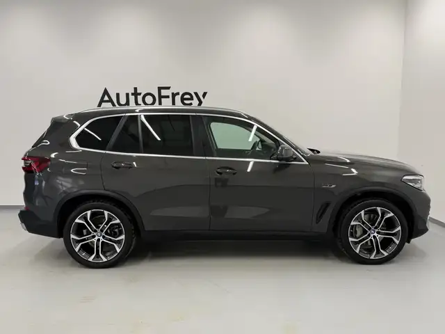BMW X5 xDrive45e Ansicht 3