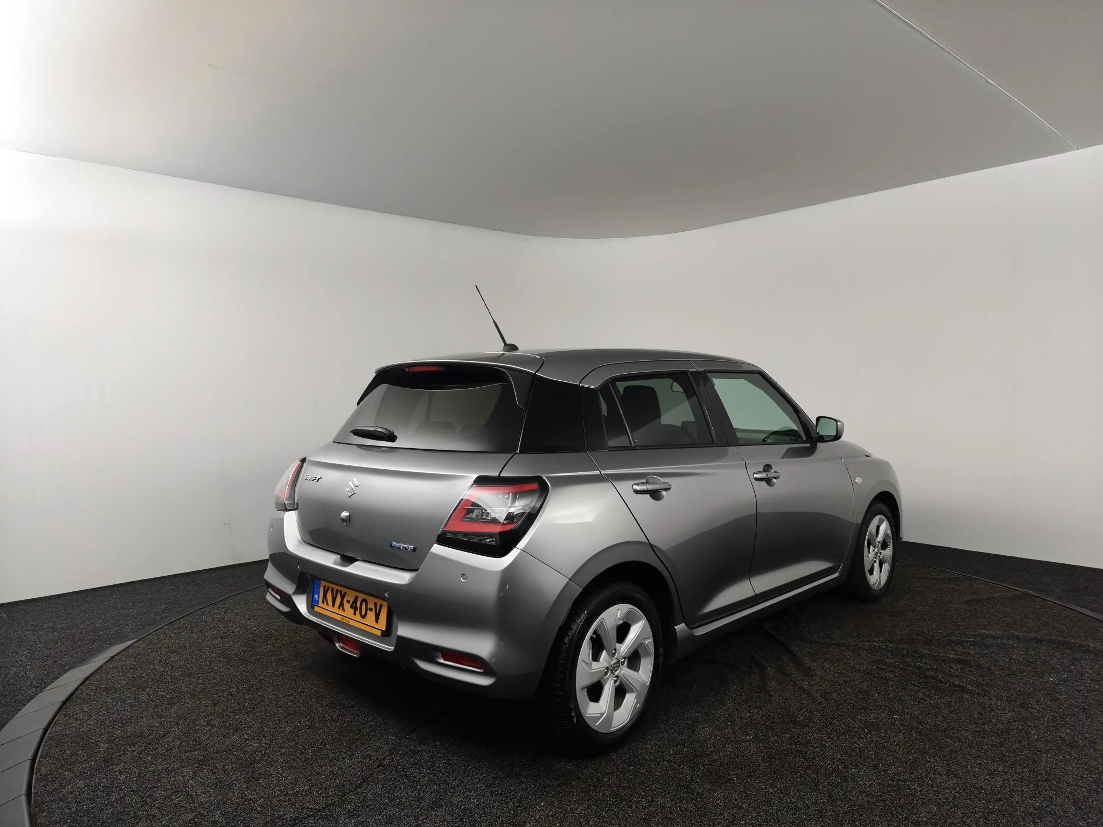 Suzuki Swift 1.2 Select Smart Hybrid Automaat 82PK | Adaptieve — photo 2