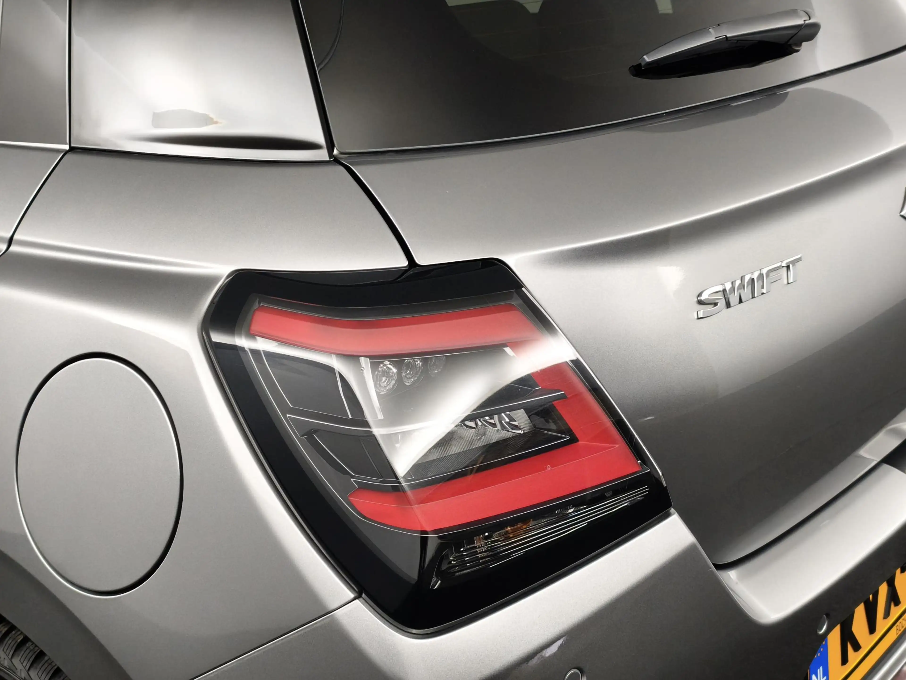 Suzuki Swift 1.2 Select Smart Hybrid Automaat 82PK | Adaptieve — photo 10