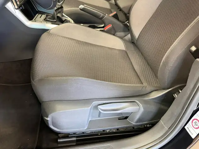 Volkswagen Polo view 14