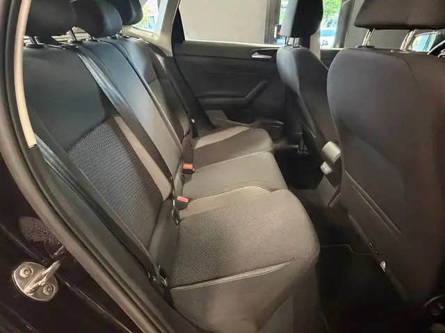 Volkswagen Polo view 10