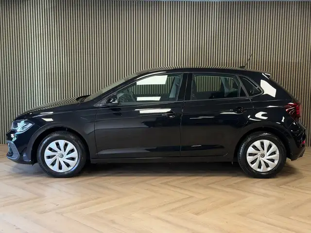Volkswagen Polo view 3