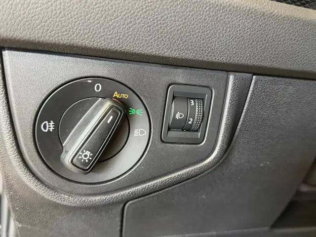 Volkswagen Polo view 19