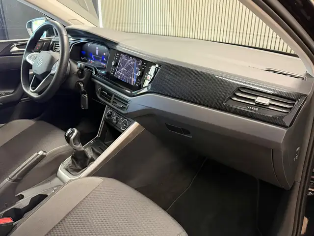 Volkswagen Polo view 8