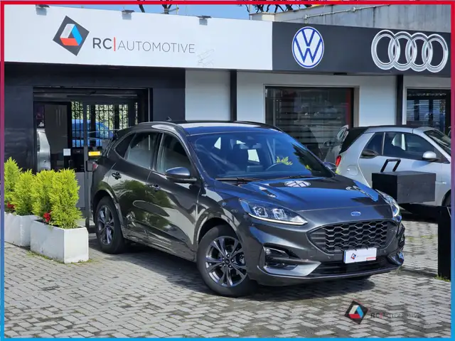 Ford Kuga main image