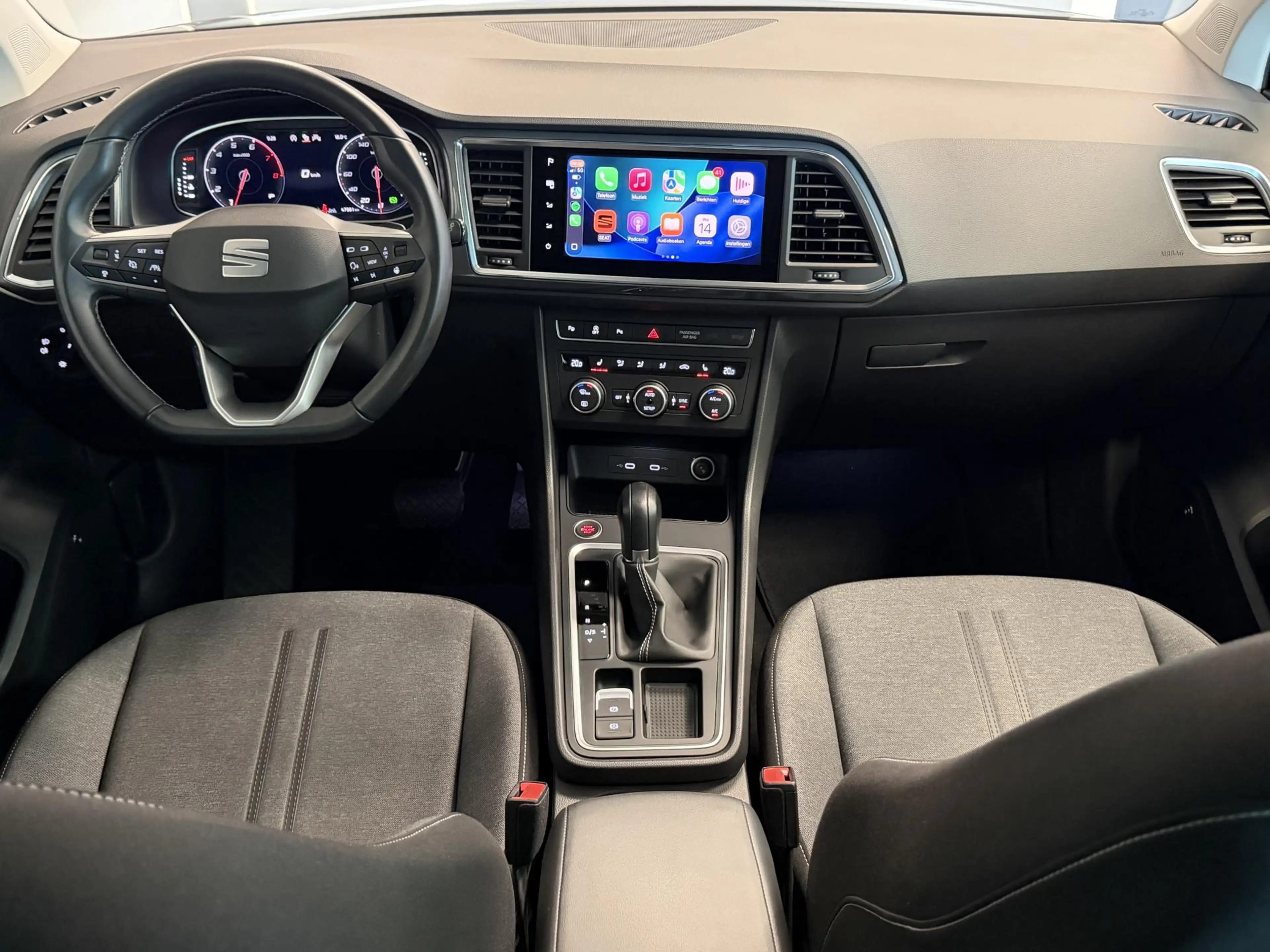 SEAT Ateca 1.5 TSI Style | Trekhaak | Adaptive cruise | Stoel — photo 10