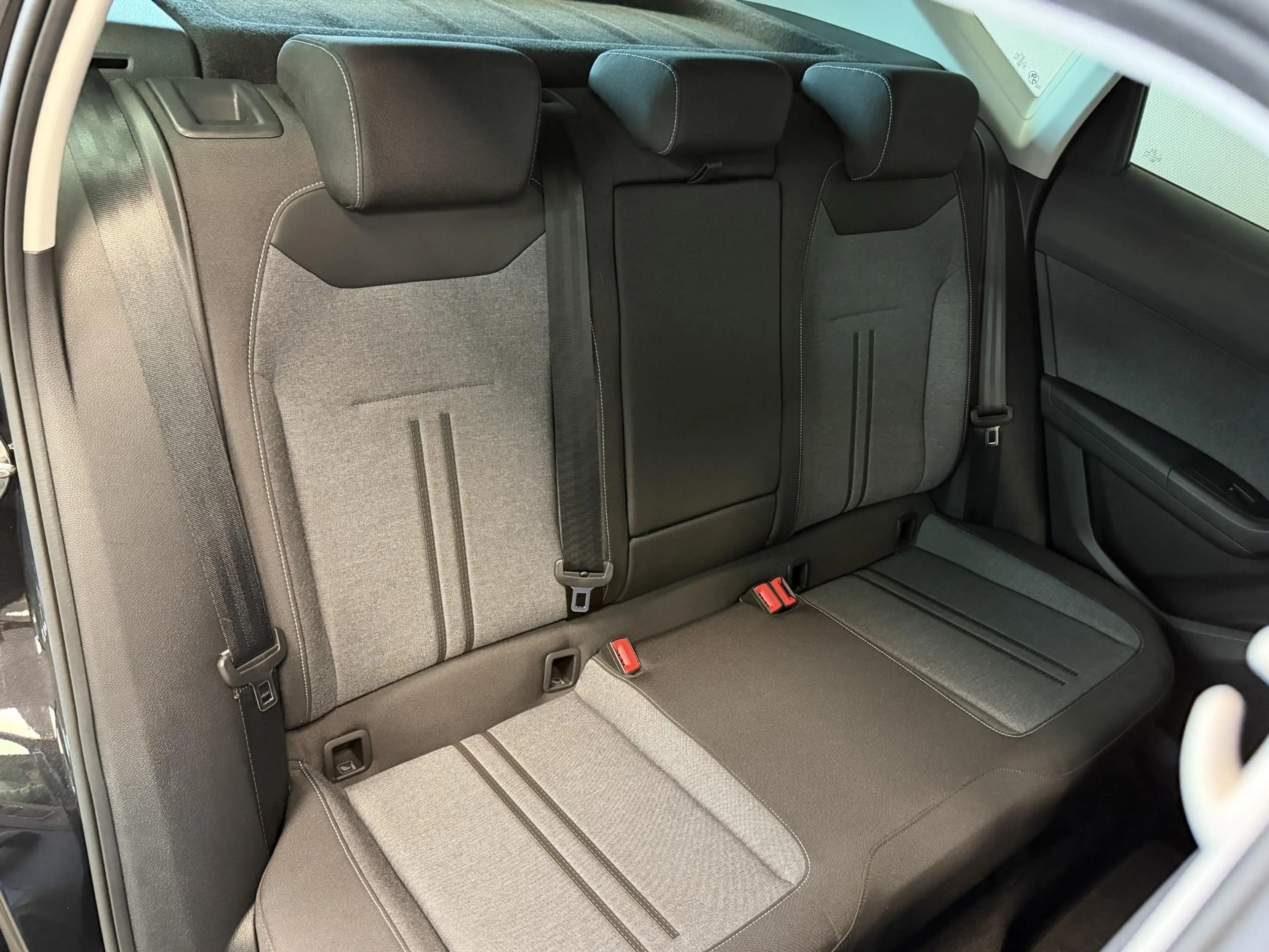 SEAT Ateca 1.5 TSI Style | Trekhaak | Adaptive cruise | Stoel — photo 27