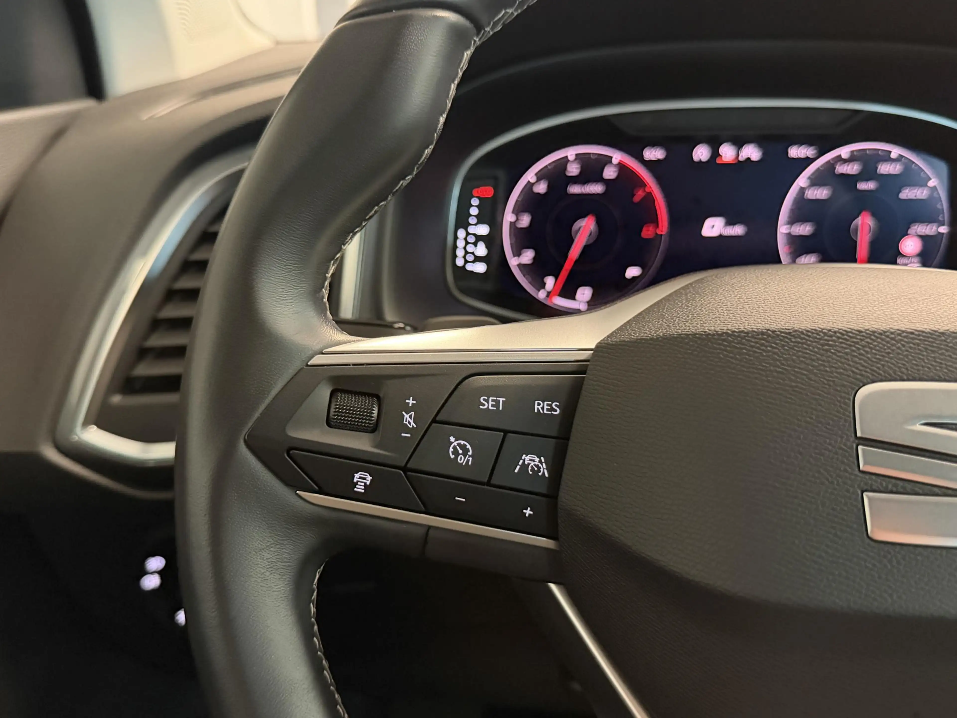 SEAT Ateca 1.5 TSI Style | Trekhaak | Adaptive cruise | Stoel — photo 13