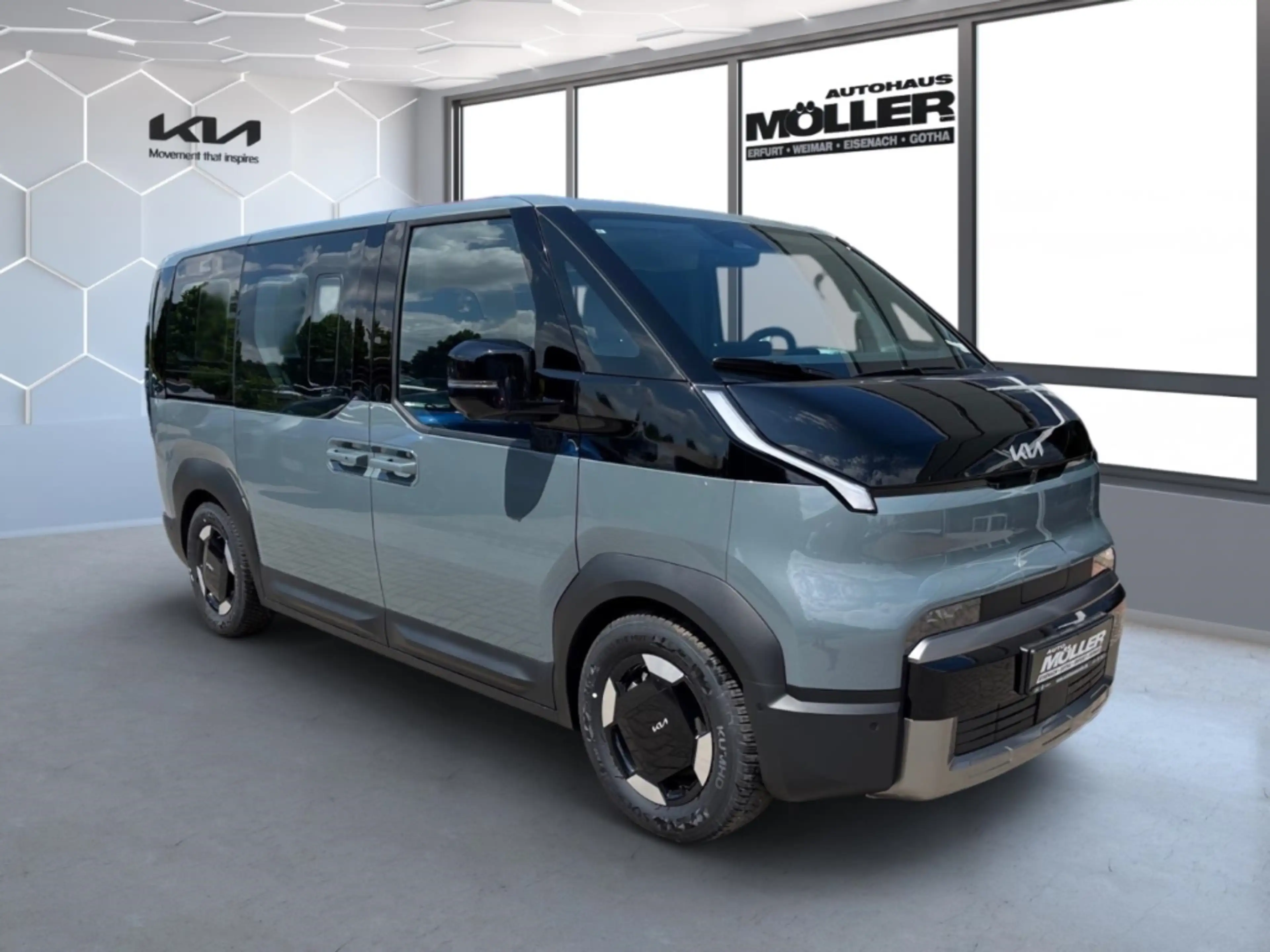 Kia PV5 Passenger Passenger 71.2 kWh Elite P2-P4 Wärmepumpe Power Sm — photo 2