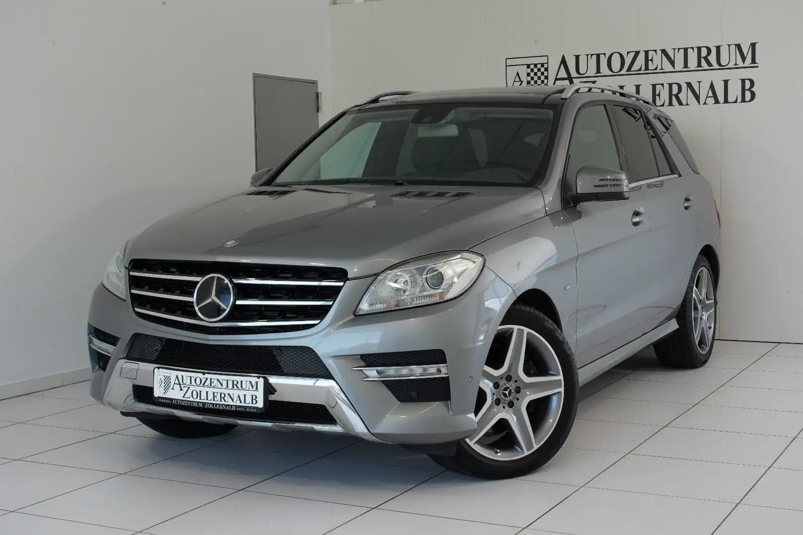 Mercedes-Benz ML 350 BlueTEC 4M. AMG Line *AIRMATIC*DISTR*SPUR Silber - 1
