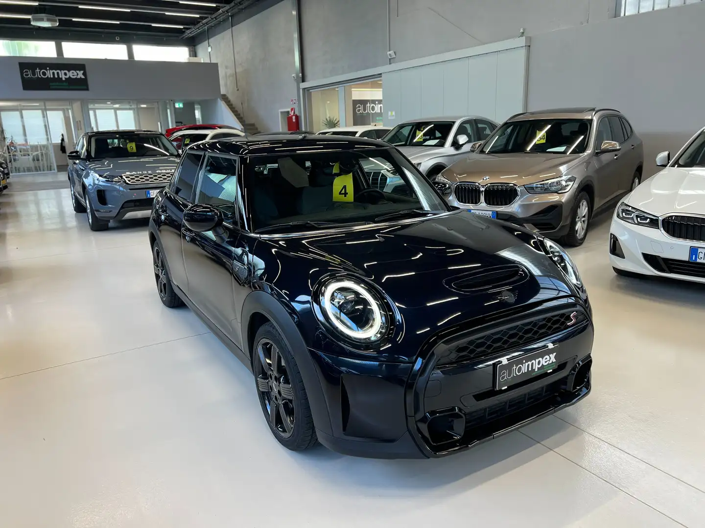 MINI Cooper S 5p 2.0 Classic auto BLACK PACK/PELLE/NAV Noir - 1