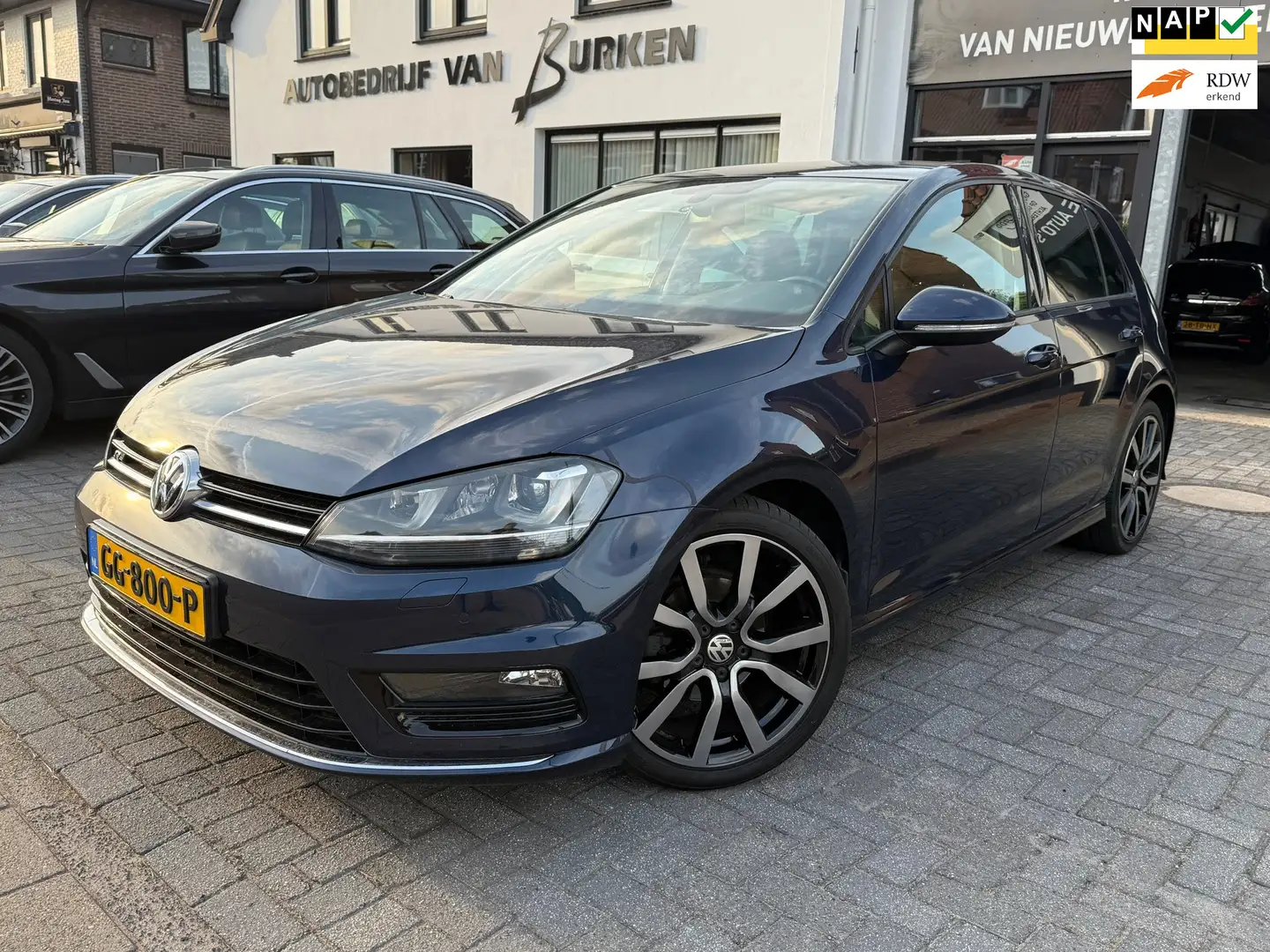 Volkswagen Golf 1.2 TSI Business Edition R, Navigatie,Stoelverwarm Blu/Azzurro - 1