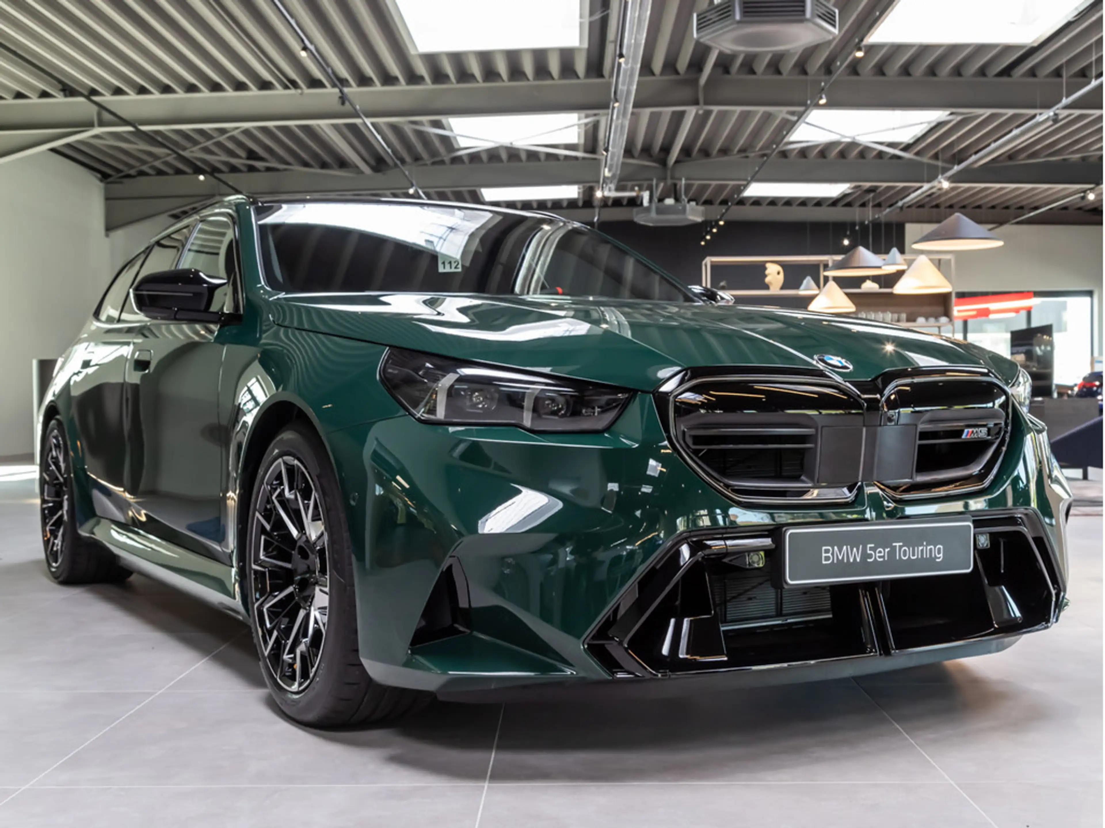 BMW M5 Touring 360° LED SITZBELÜFTUNG ACC AHK B&W — photo 5