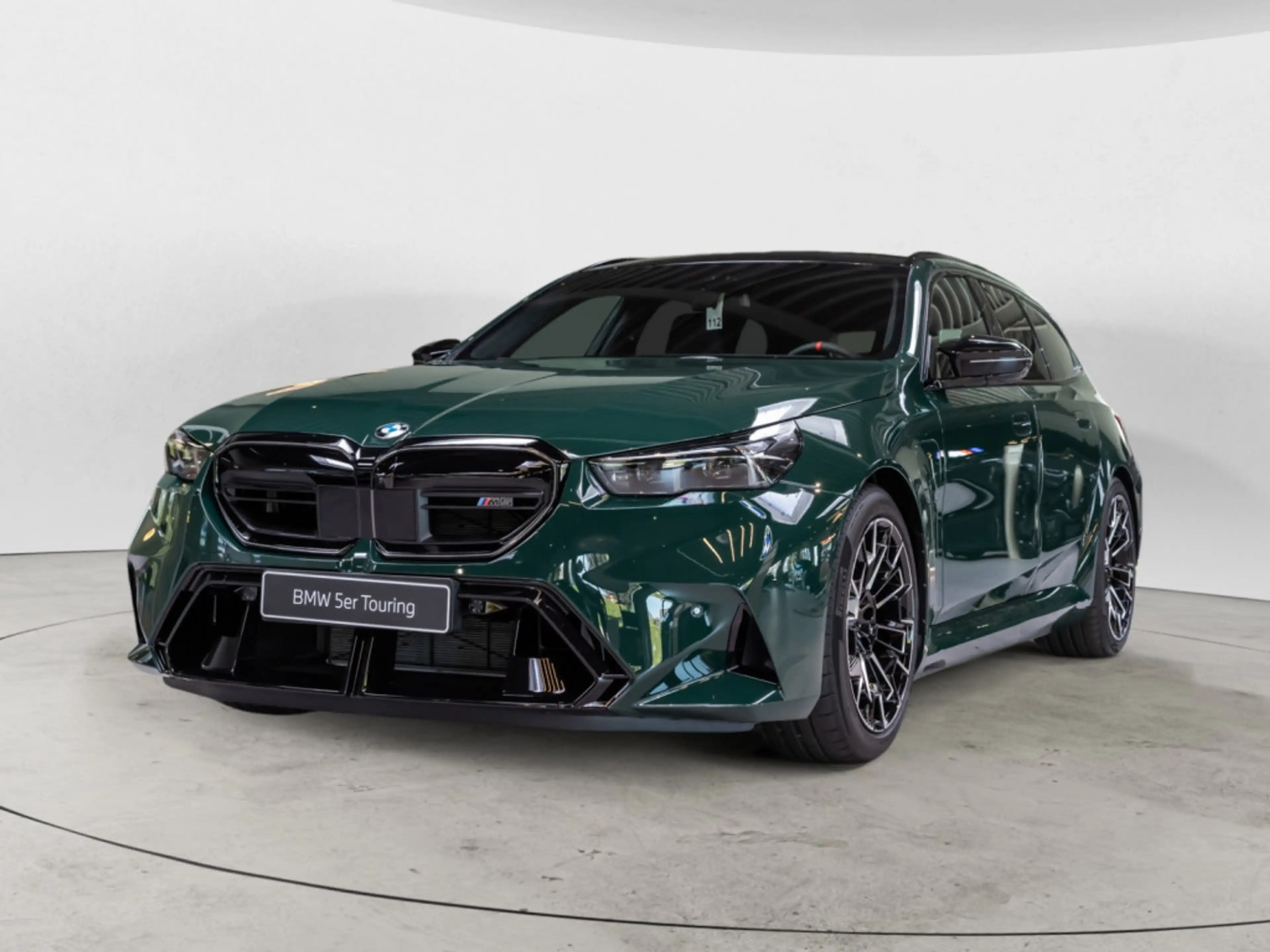 BMW M5 Touring 360° LED SITZBELÜFTUNG ACC AHK B&W — photo 2