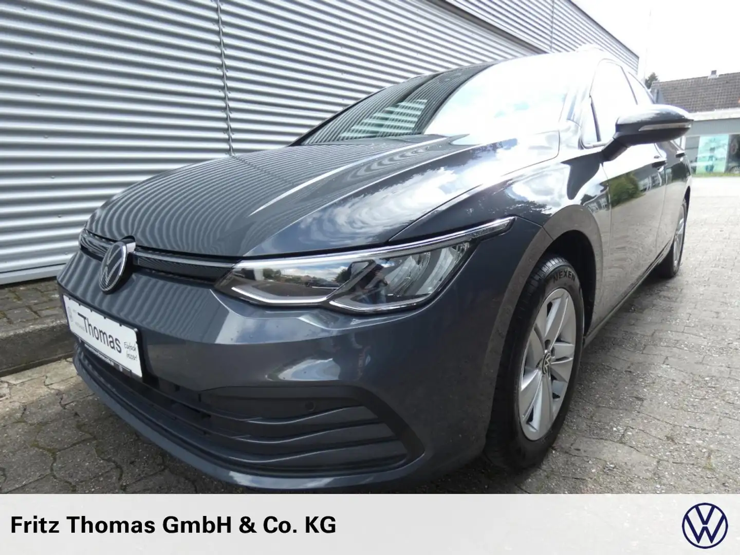 Volkswagen Golf VIII Variant 2.0 TDI Life LED SHZ PDC ACC App-Conn Grau - 2