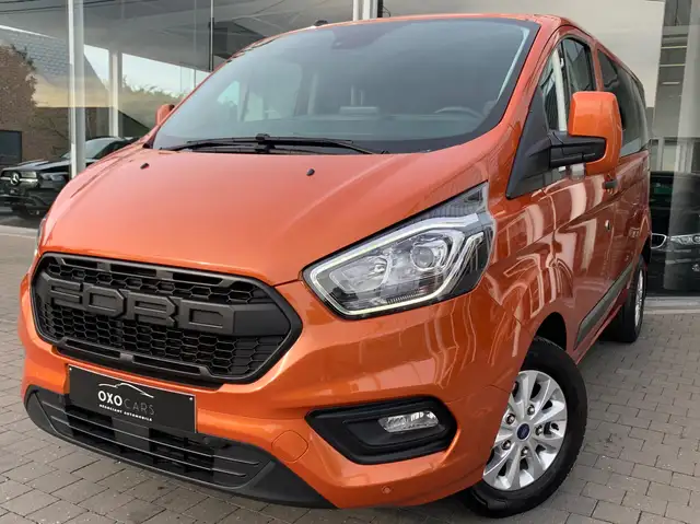 Ford Transit Custom 2.0 TDCi / 8 PLACES / CarPlay / Camera / PDC