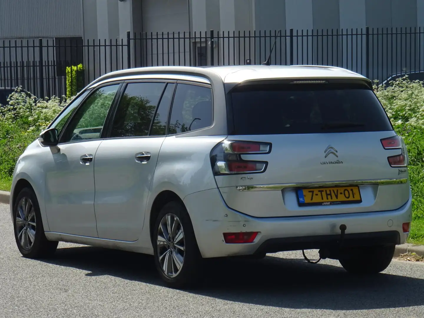 Citroen Grand C4 Picasso 1.6 THP Business 7-PERSOONS FULL Grijs - 2
