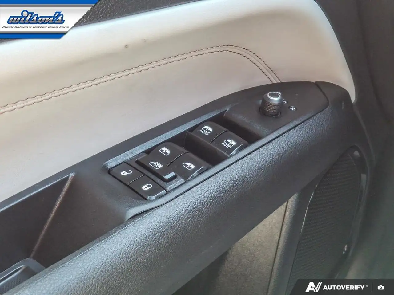 Jeep Compass photo Jeep Compass