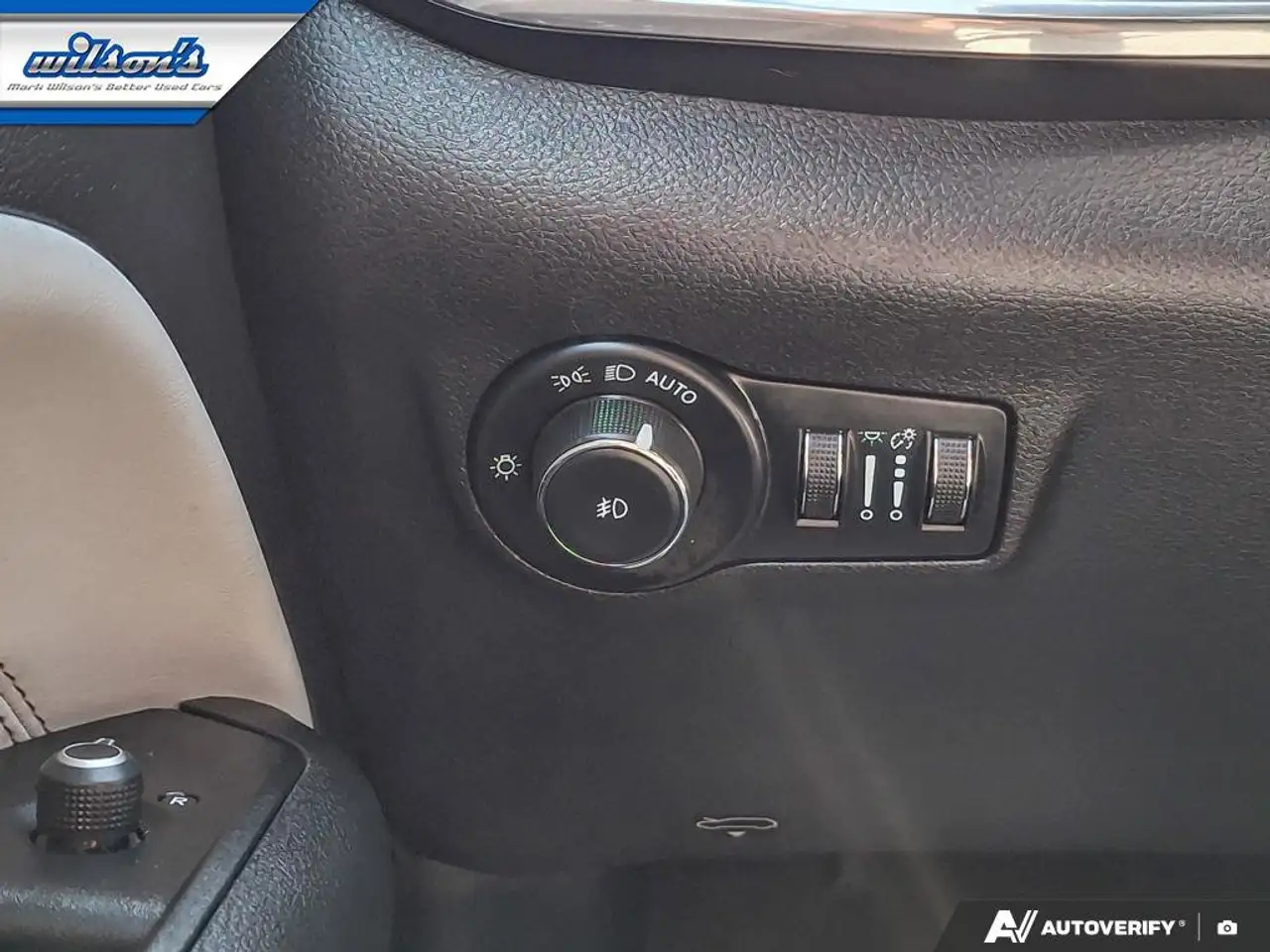 Jeep Compass photo Jeep Compass