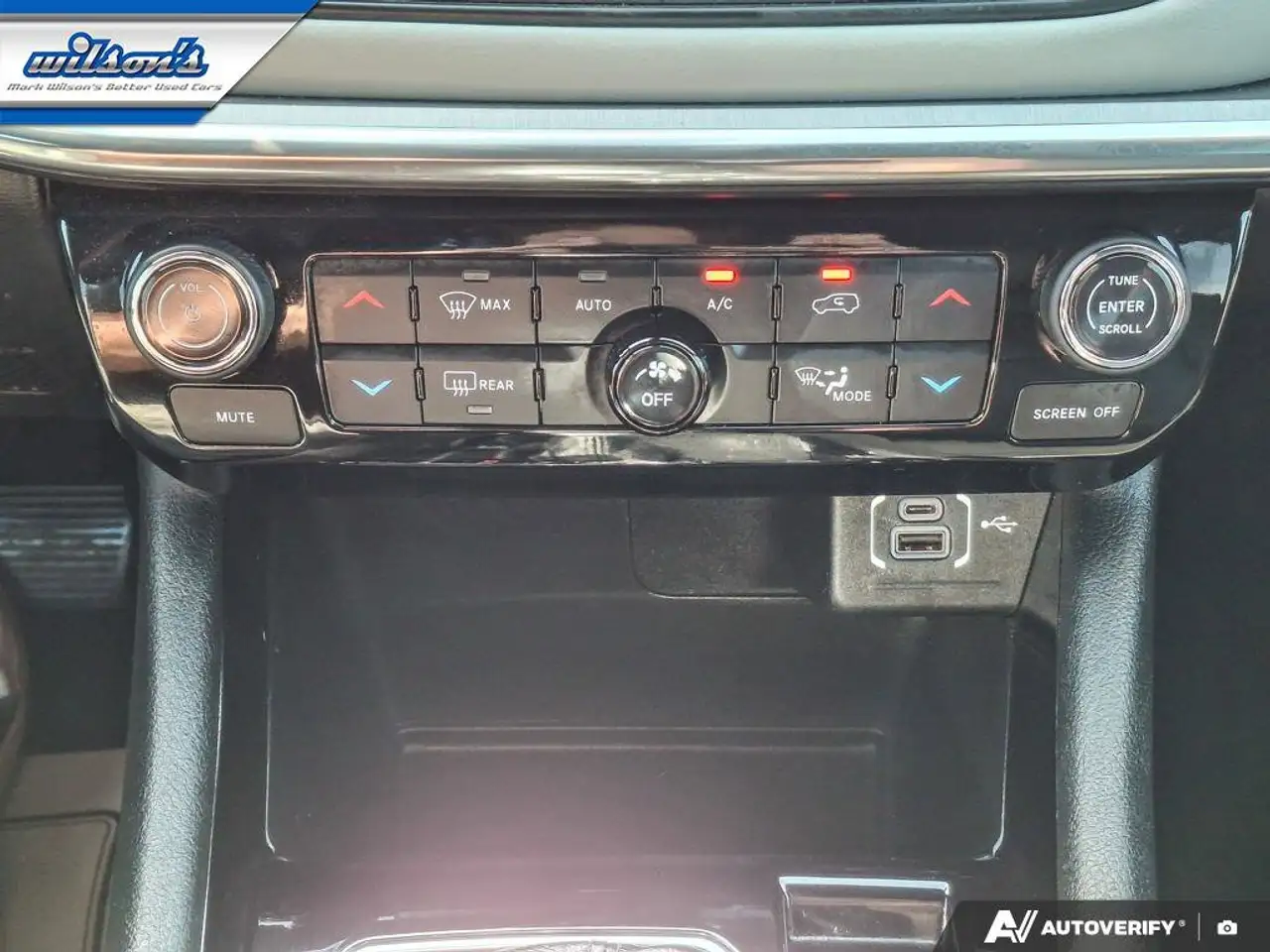 Jeep Compass photo Jeep Compass
