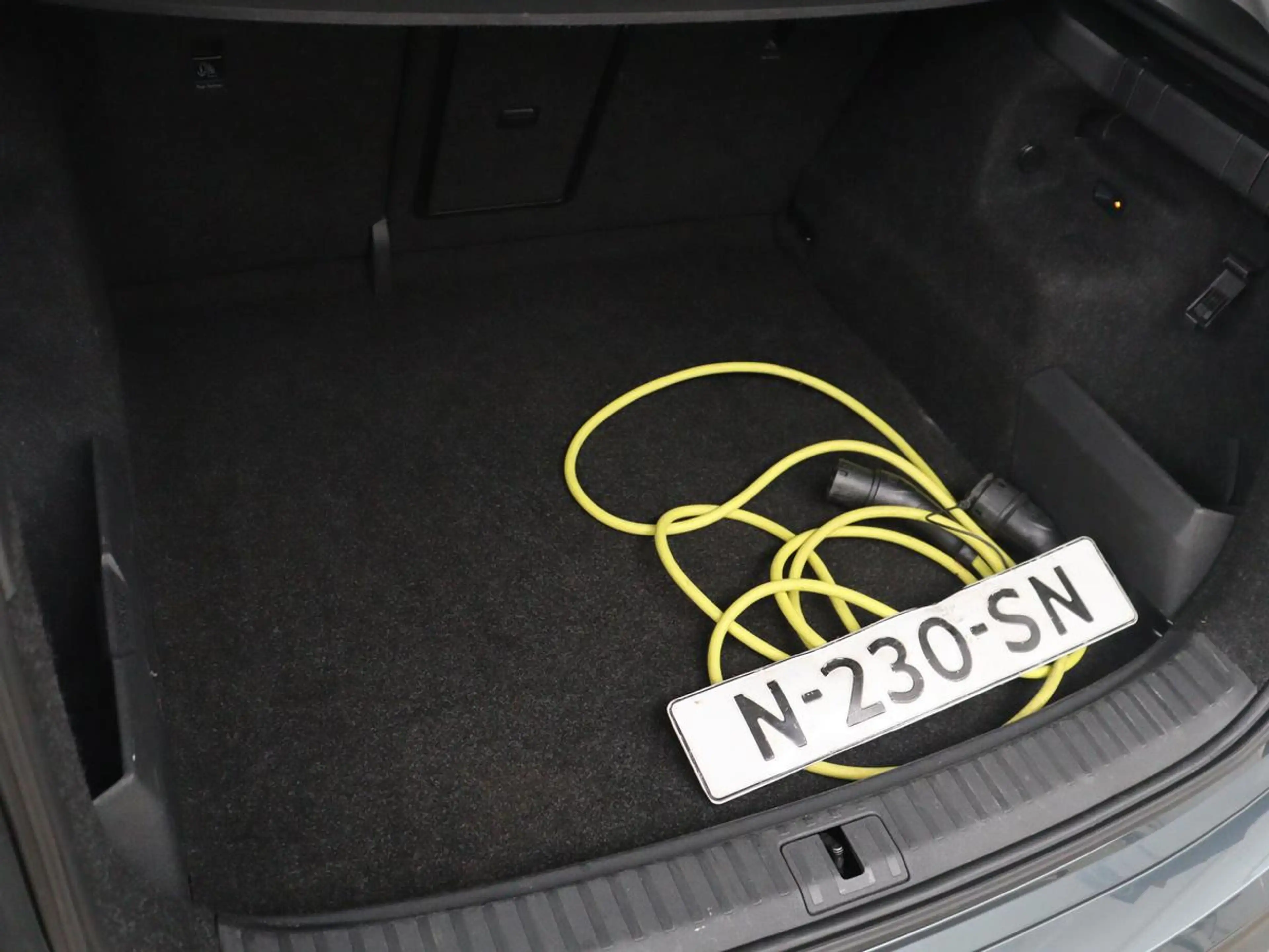 Skoda Enyaq iV 60 | SOH 93,0% | Half leder | Cruise control | — photo 12