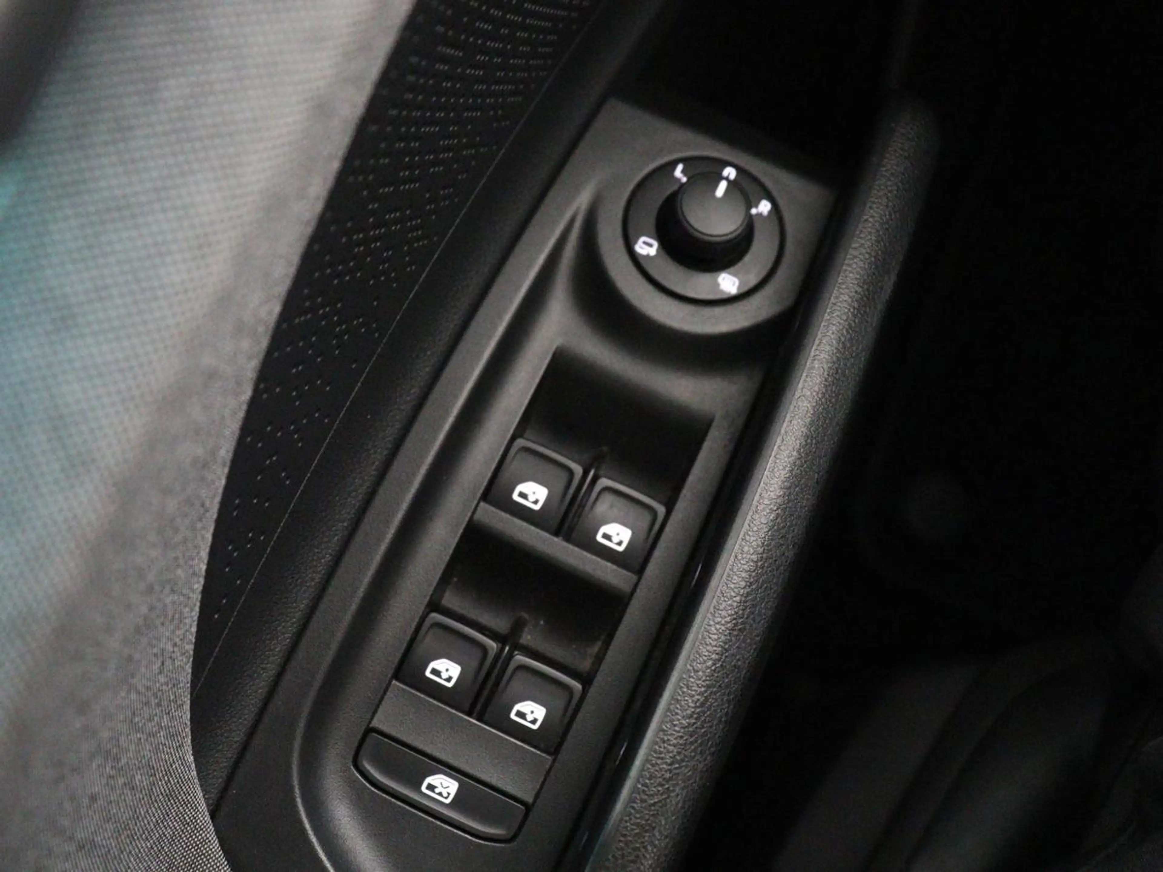 Skoda Enyaq iV 60 | SOH 93,0% | Half leder | Cruise control | — photo 37