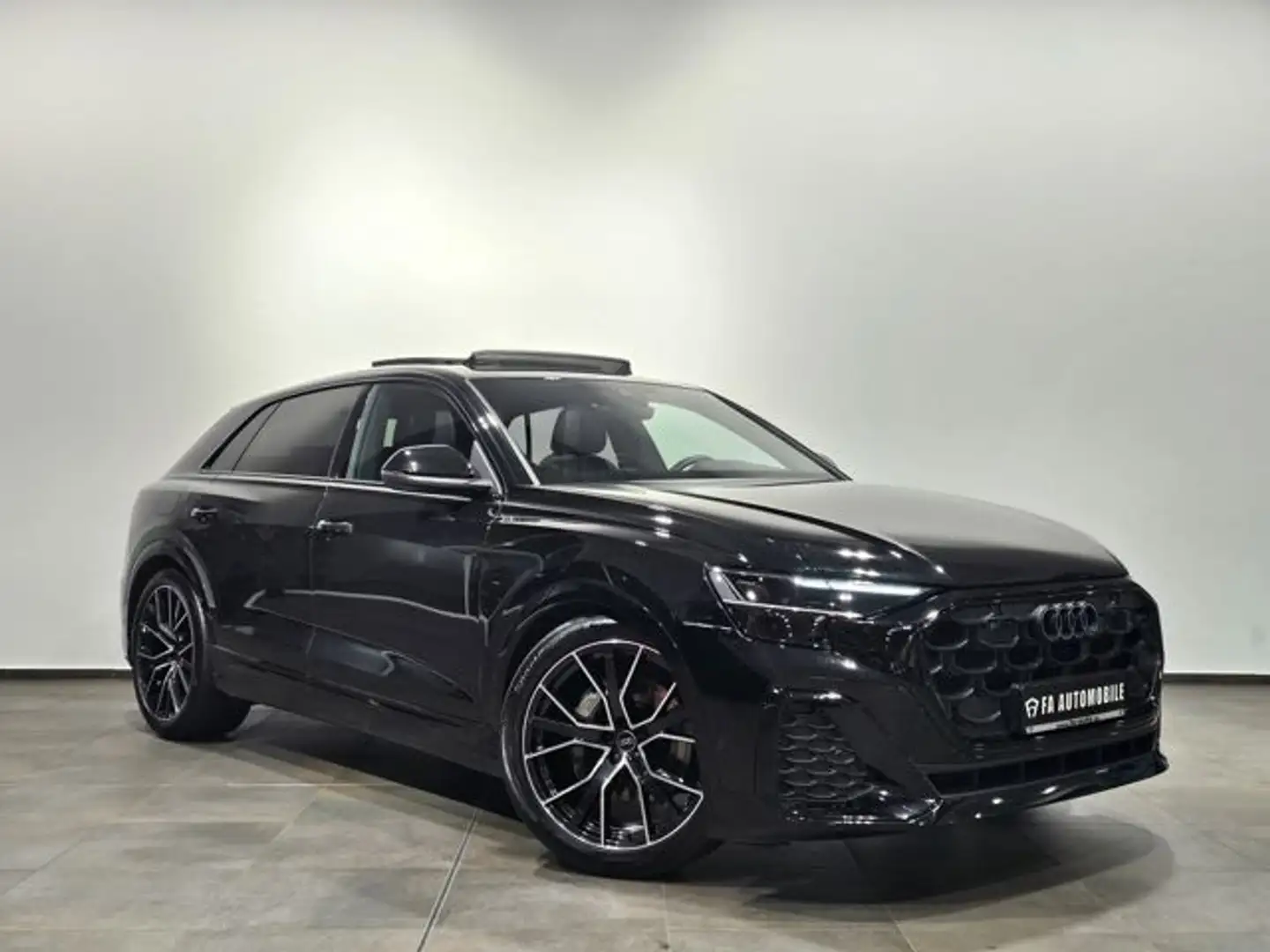 Audi Q8 50 TDI S Line Black ed Pano Luft.AHK 22 Zoll Noir - 2