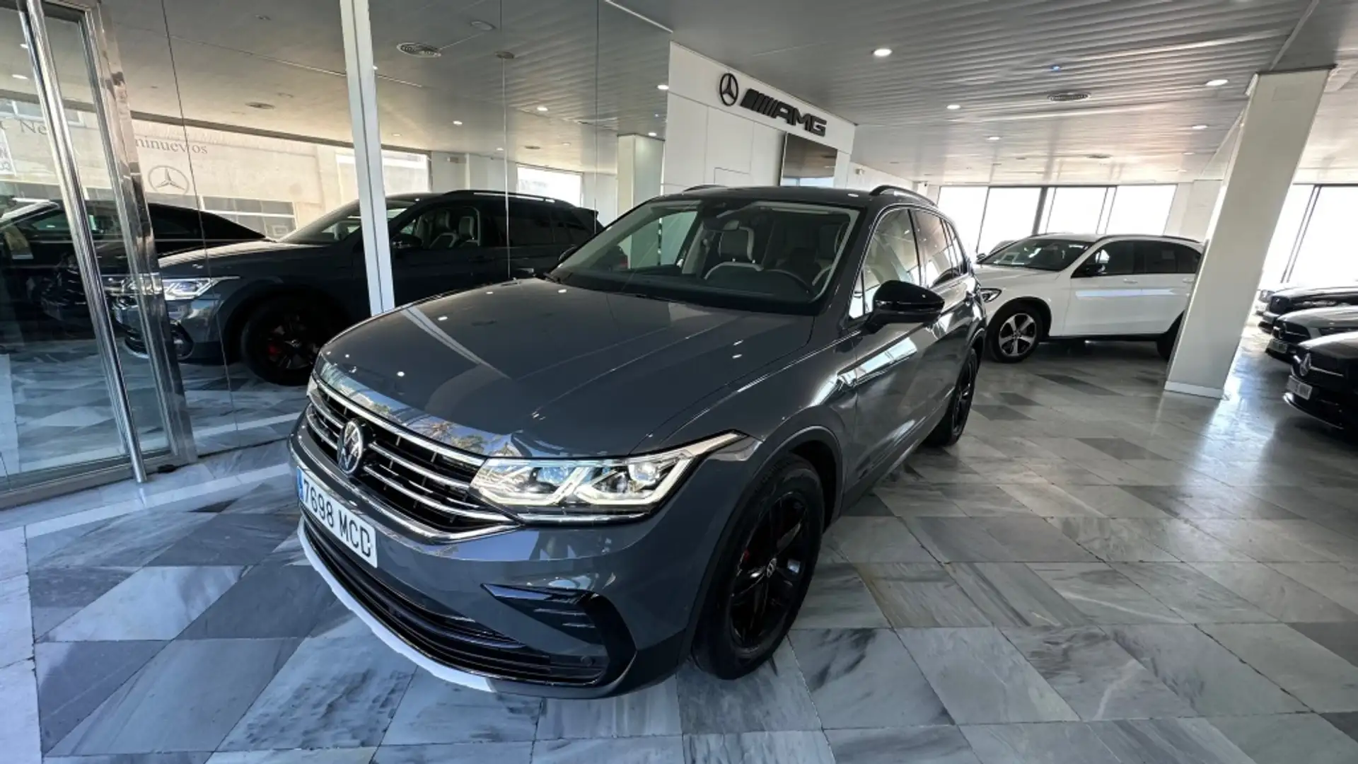 Volkswagen Tiguan 1.5 TSI Urban Sport DSG 110kW Gris - 1