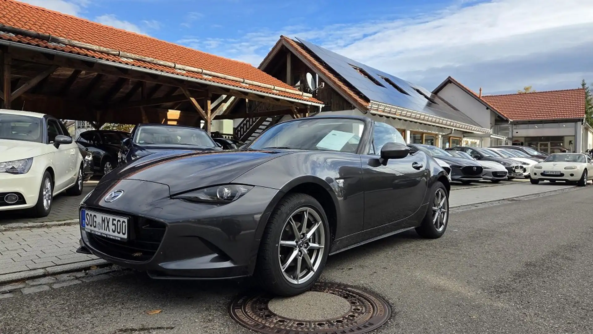Mazda MX-5 als Exclusive-Line Werksgarantie bis 03.2031 Grau - 1