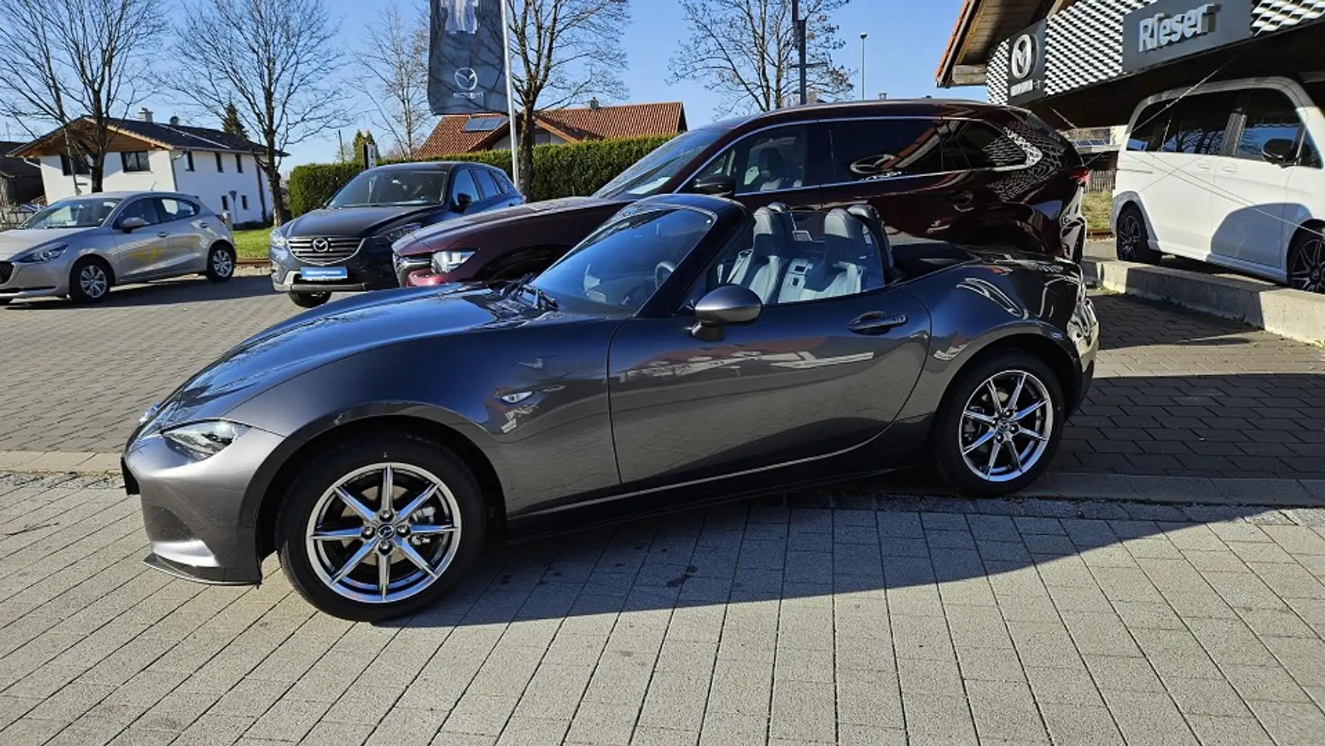 Mazda MX-5 als Exclusive-Line Gris - 1