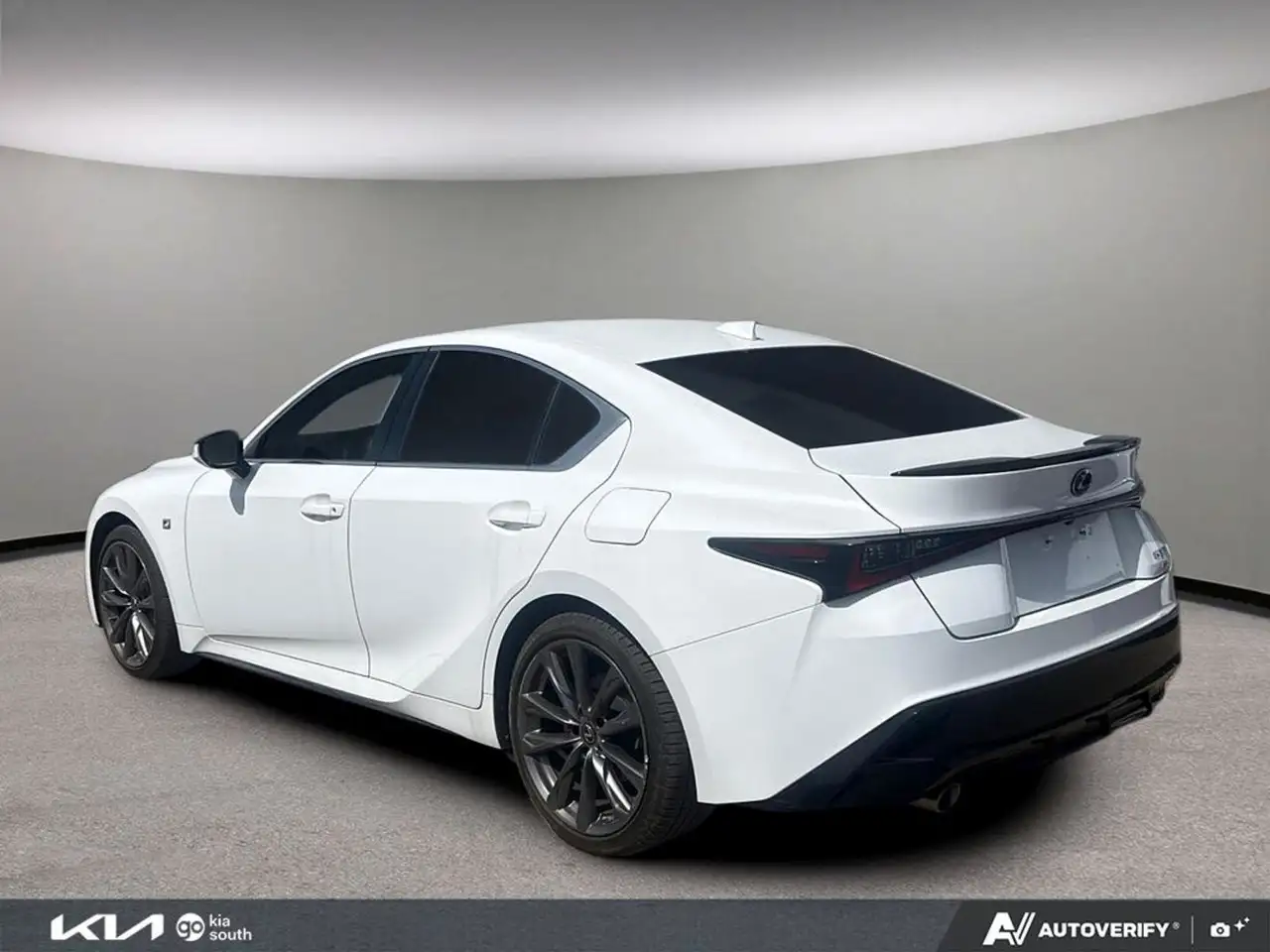 Lexus IS photo Lexus IS