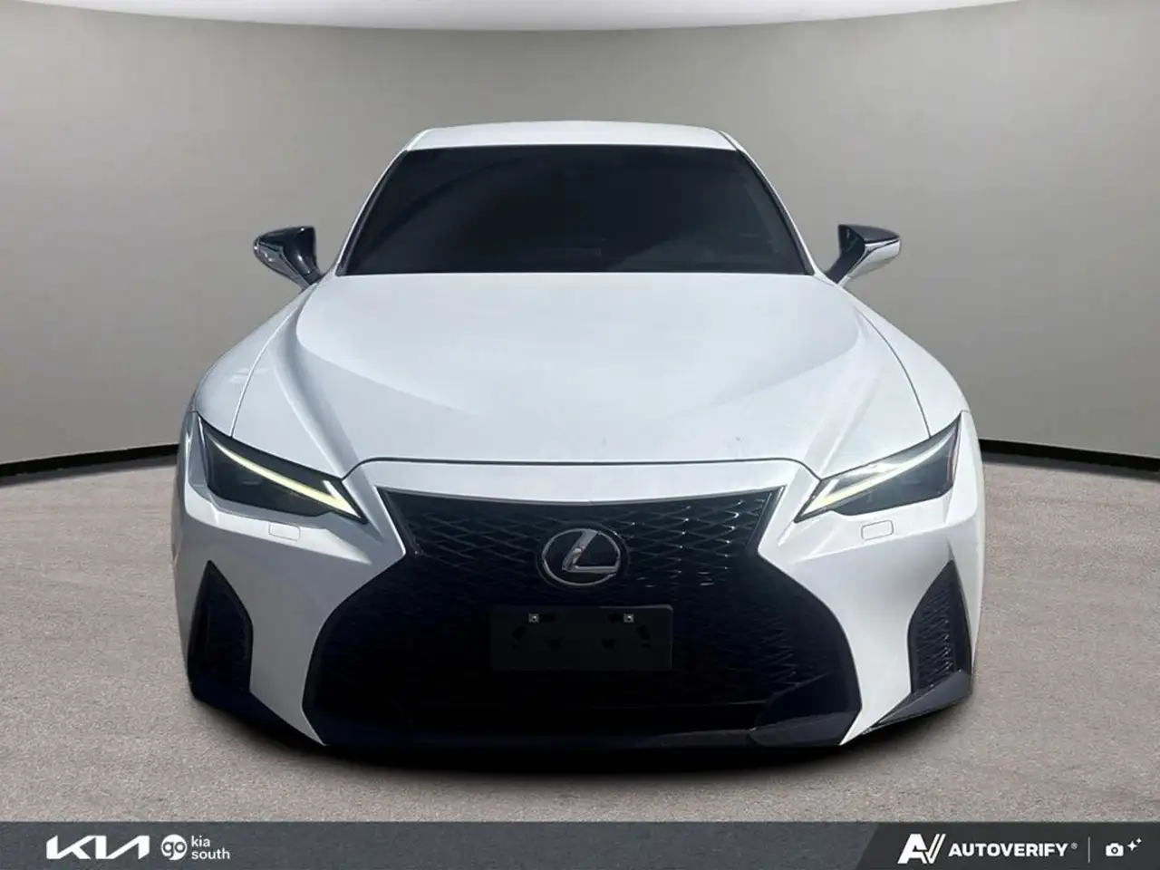 Lexus IS photo Lexus IS