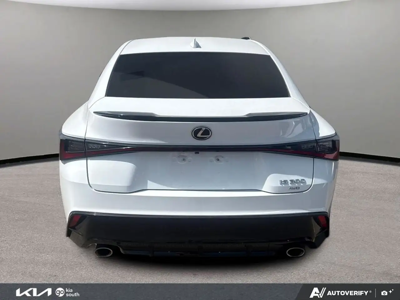 Lexus IS photo Lexus IS