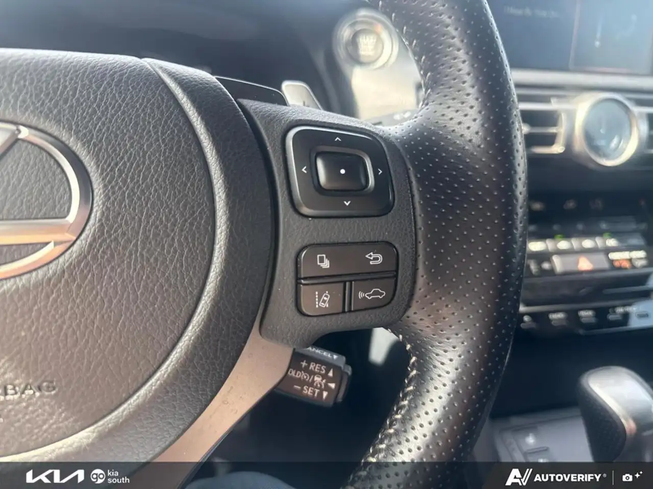 Lexus IS photo Lexus IS