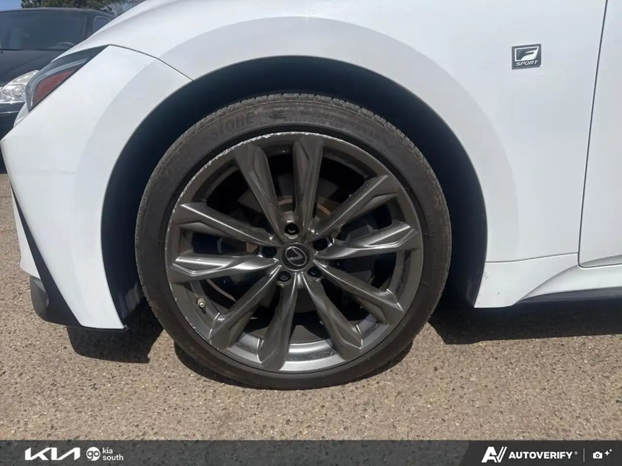 Lexus IS photo Lexus IS