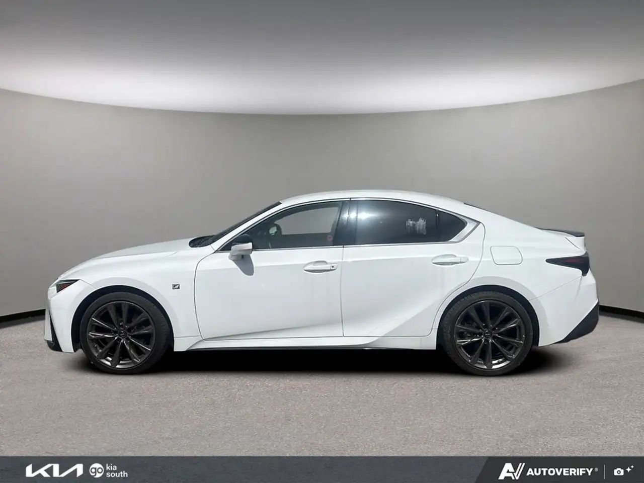 Lexus IS photo Lexus IS