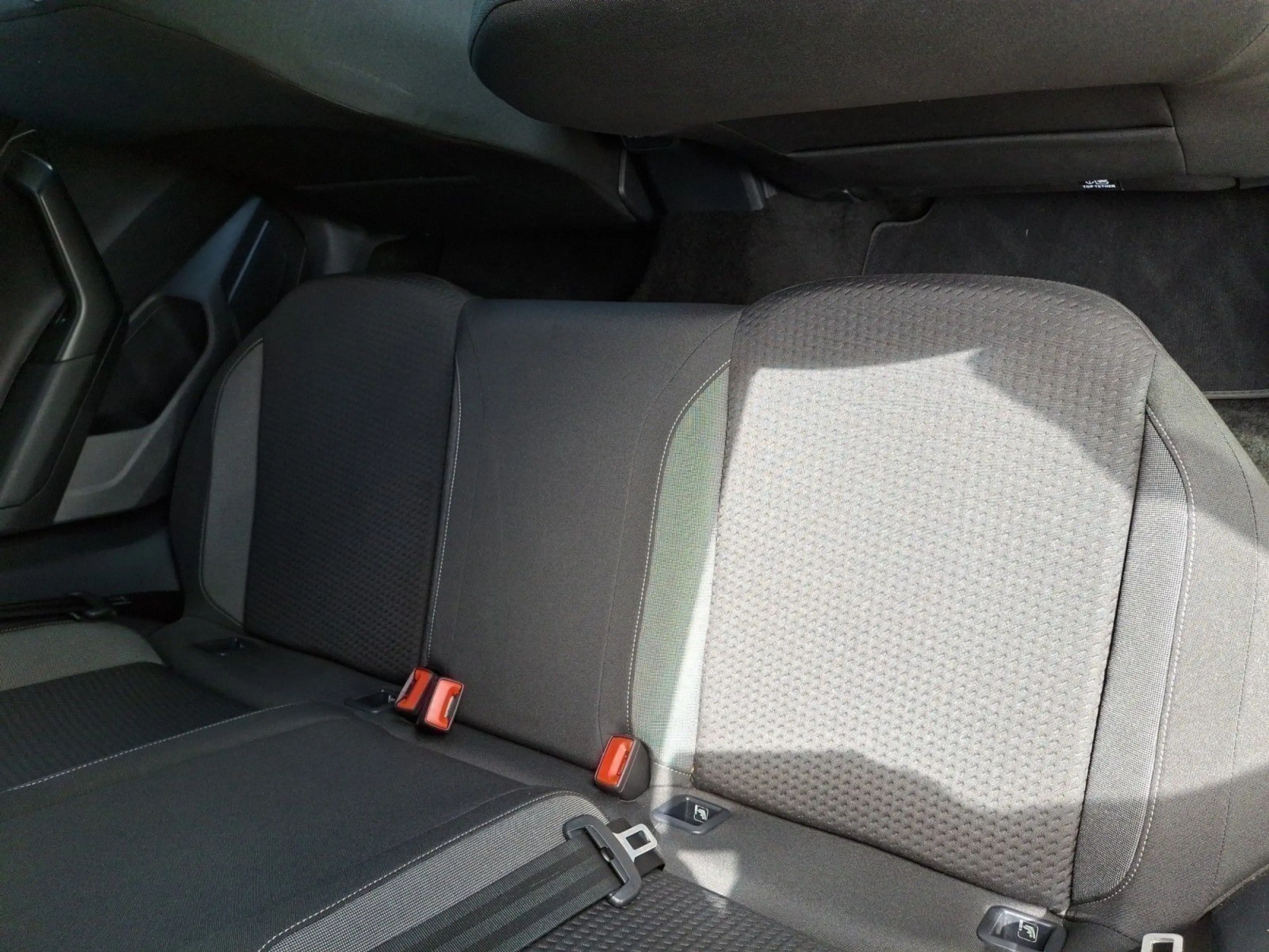 Volkswagen Taigo 1.0 TSI KAMERA*CARPLAY*SHZ*PDC*LED*BAB+ — photo 14