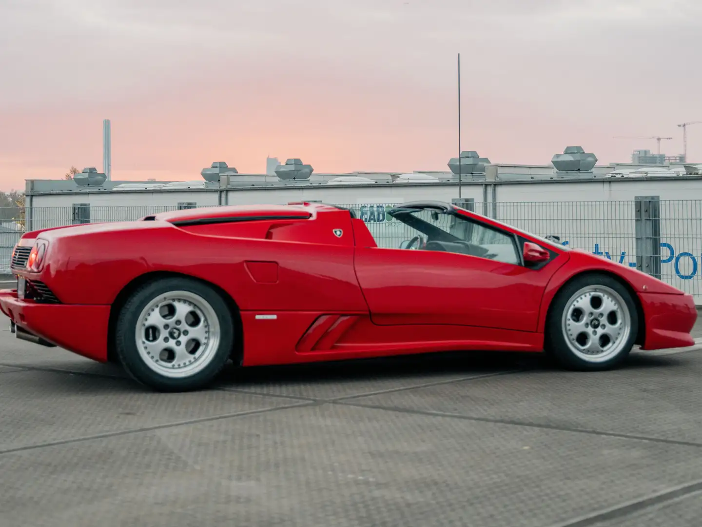 Lamborghini Diablo Roadster / Deutsches Auto / Serviciert Rot - 2
