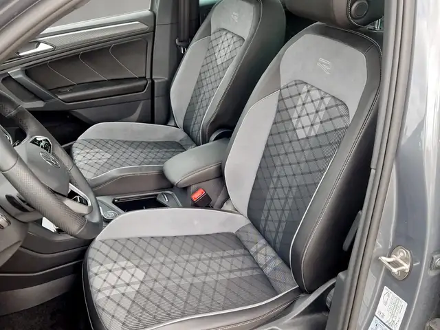 Volkswagen Tiguan view 9