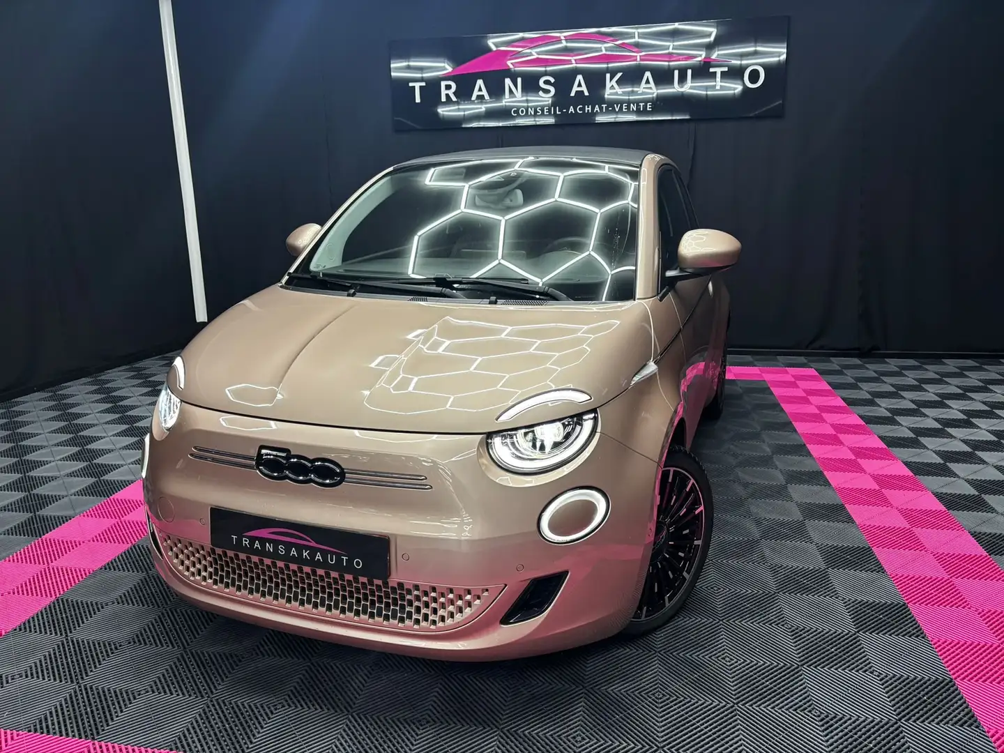 Fiat 500e Fiat 500e La Prima/PANO/AUTO/Garantie 12 mois Beige - 1