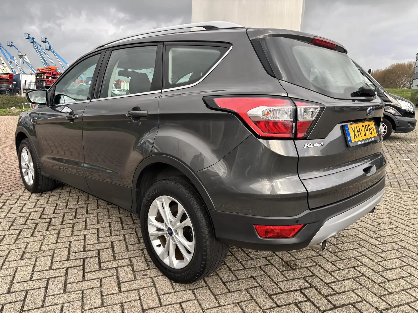 Ford Kuga 1.5 EcoBoost Trend Ultimate Gris - 2